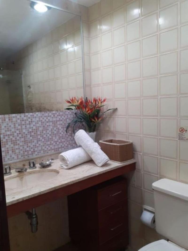 MS145. Excelente apartamento em andar alto no Arpoador!