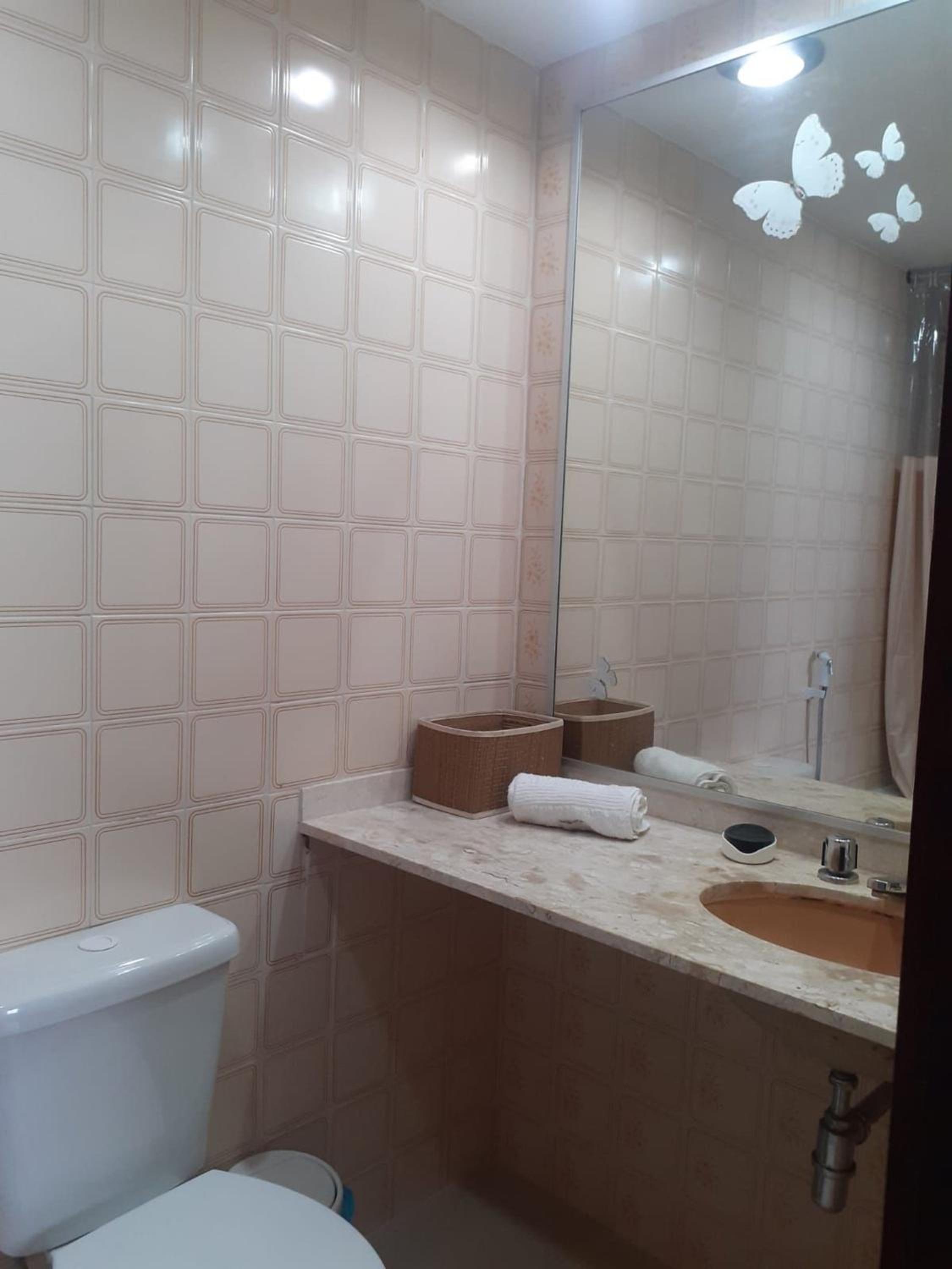 MS145. Excelente apartamento em andar alto no Arpoador!