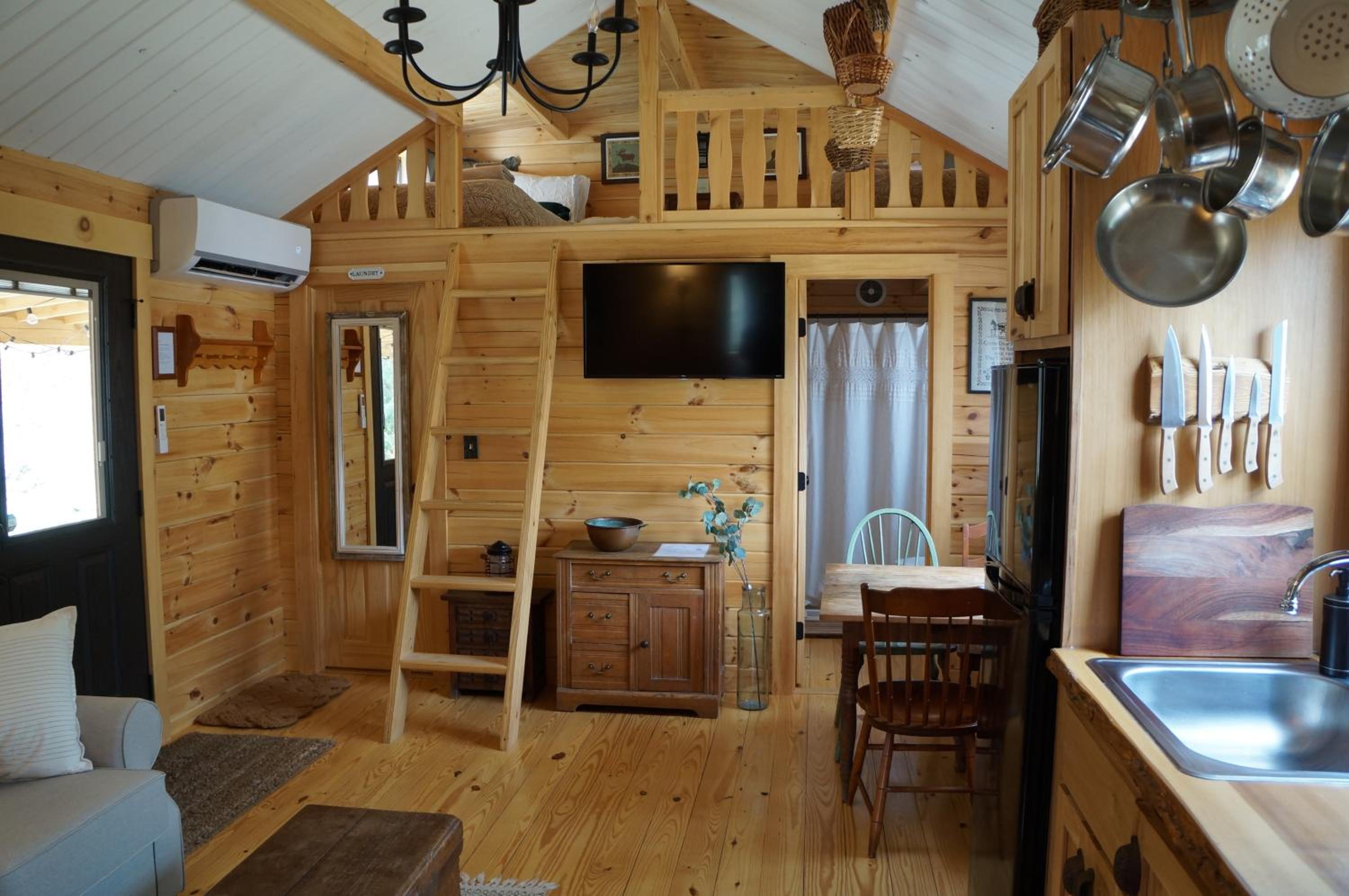 Moonlight Woods - Gardener's Log Cabin - Property Image 29