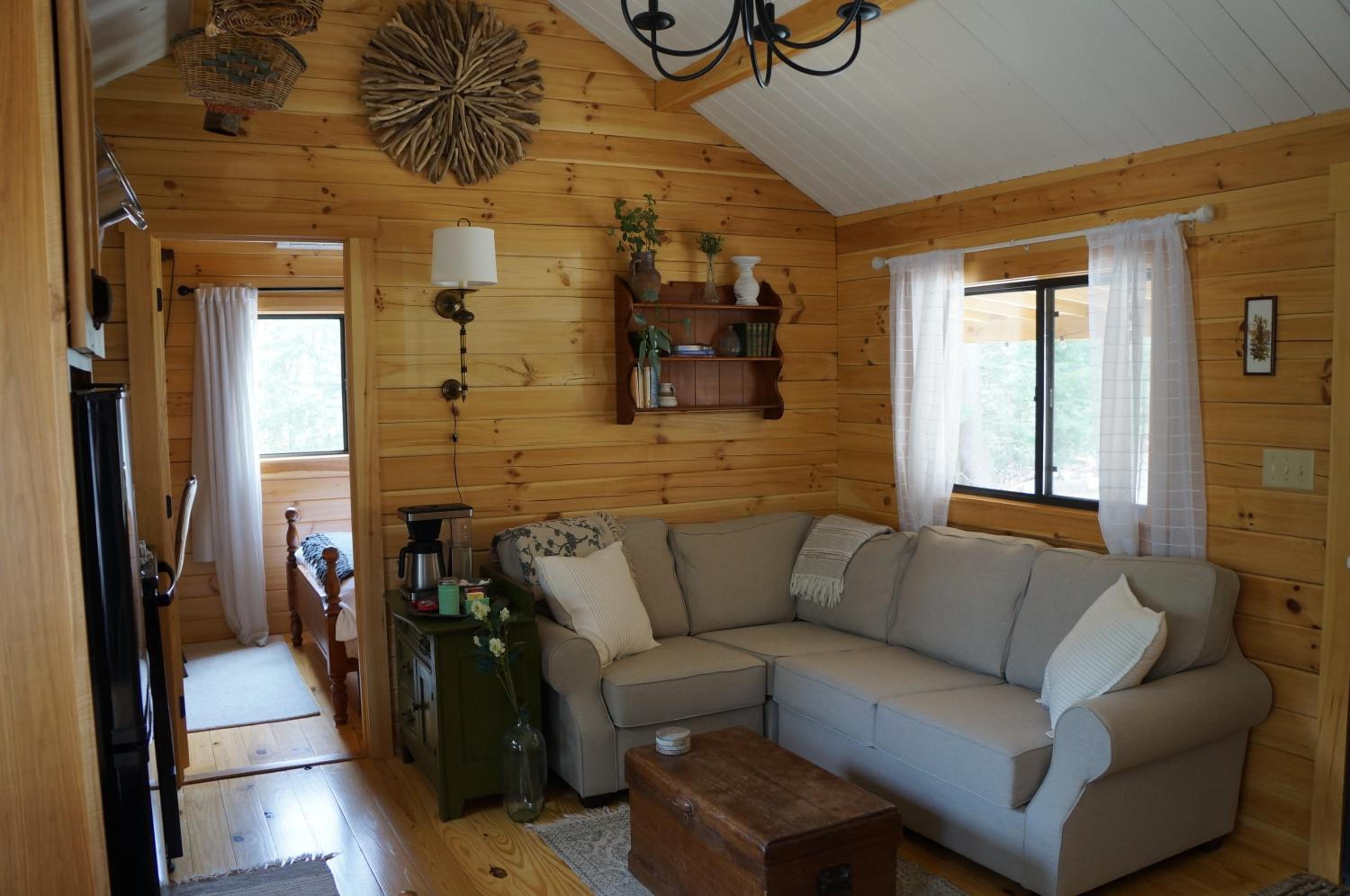 Moonlight Woods - Gardener's Log Cabin - Property Image 30