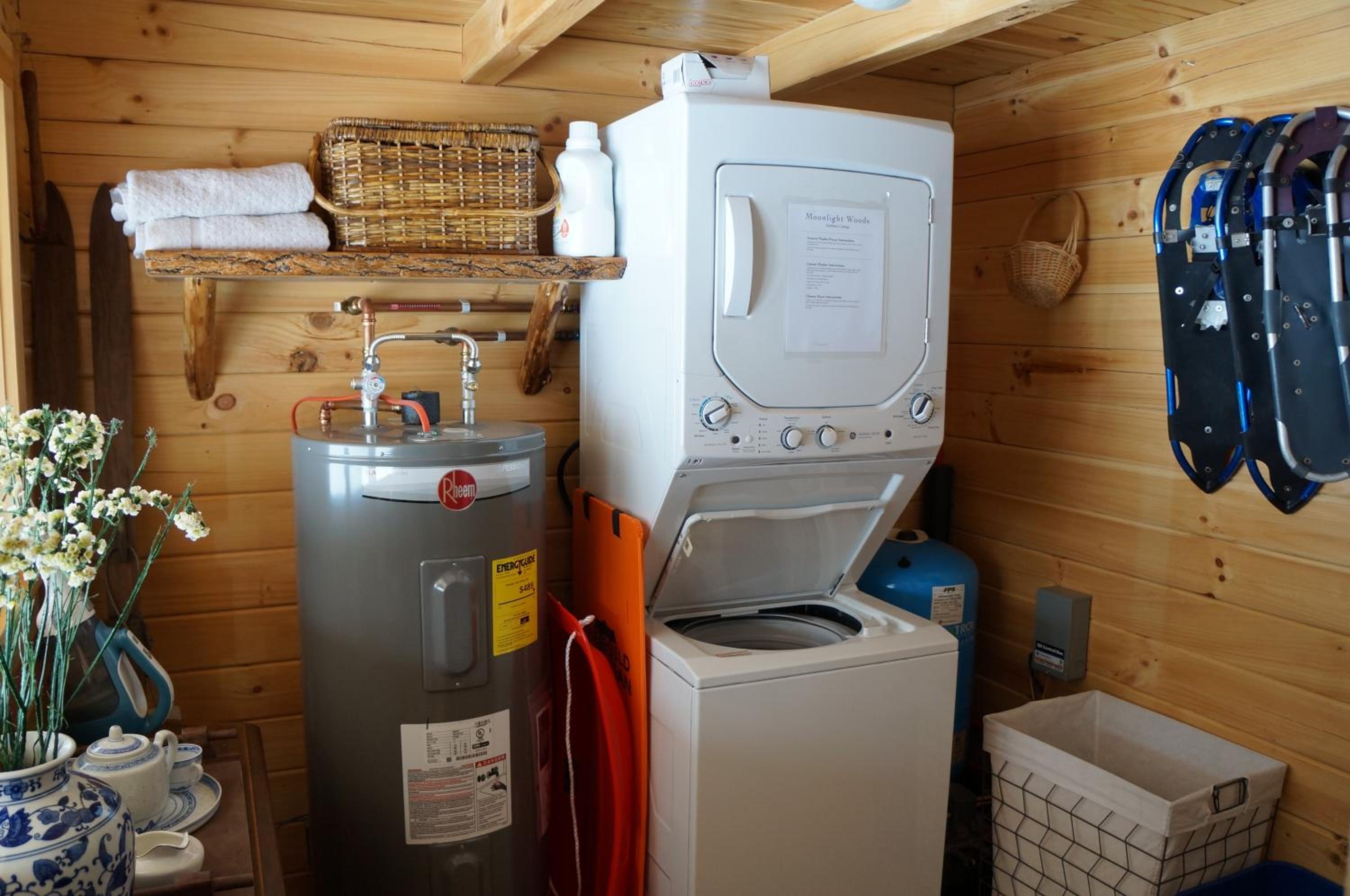 Moonlight Woods - Gardener's Log Cabin - Property Image 18