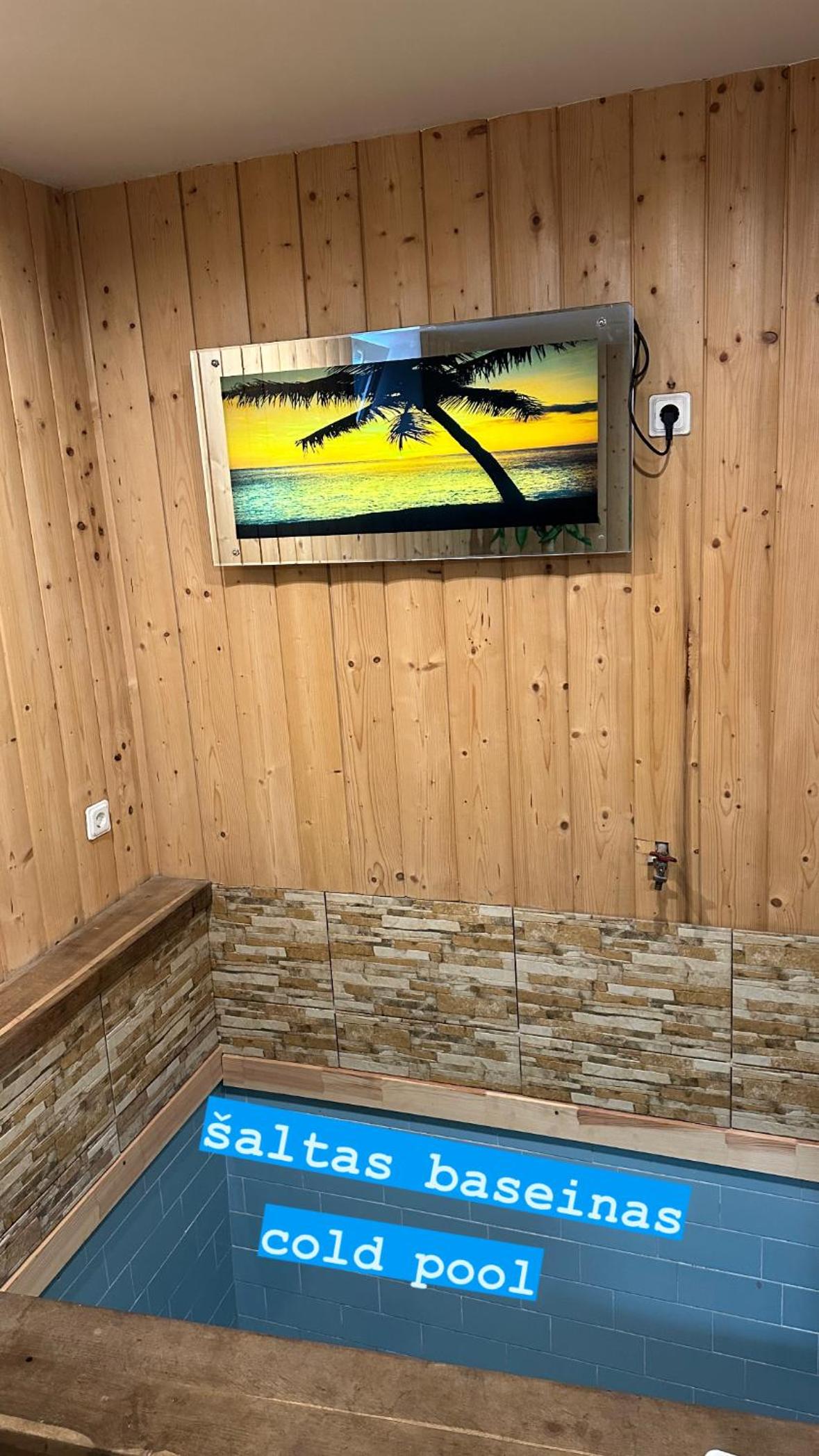 Exclusive Jacuzzi Villa Kretinga view 3