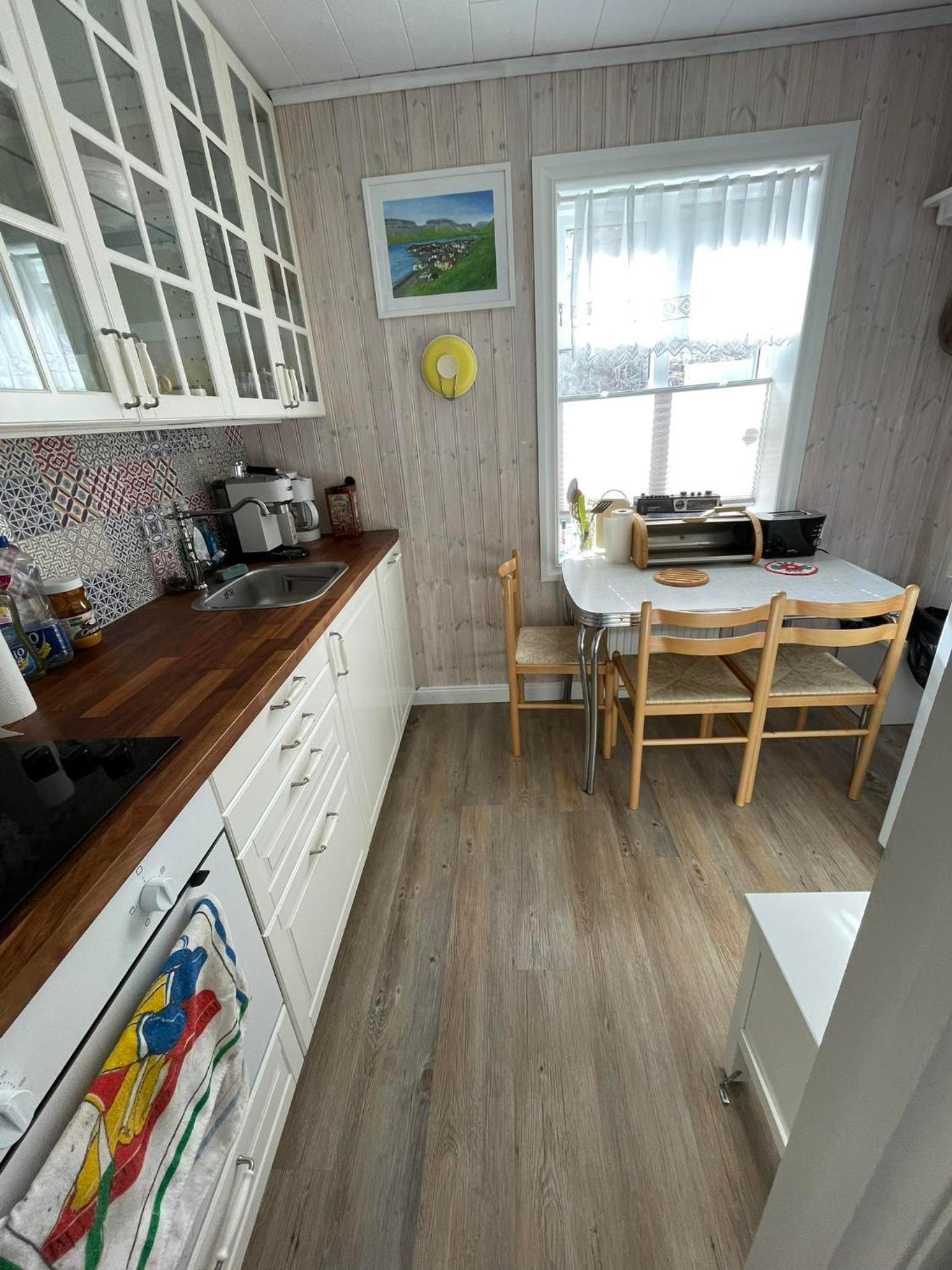 Charming 5-bedroom villa with hot tub and sauna view 4