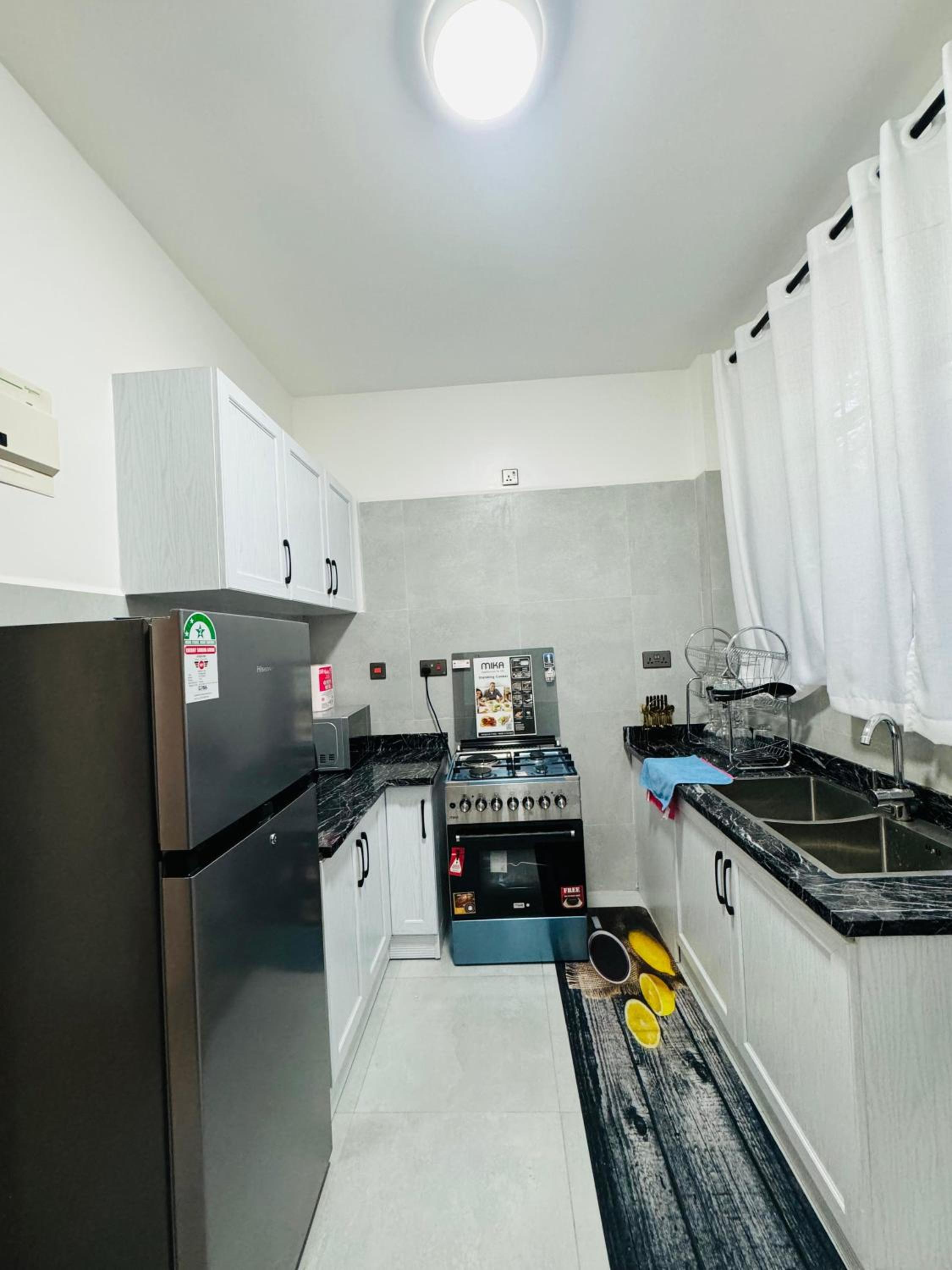 AZANIA HOMES TRANQUIL 2 BEDROOM IN WESTLAND 5 MINUTES TO SARiT CENTRE view 4