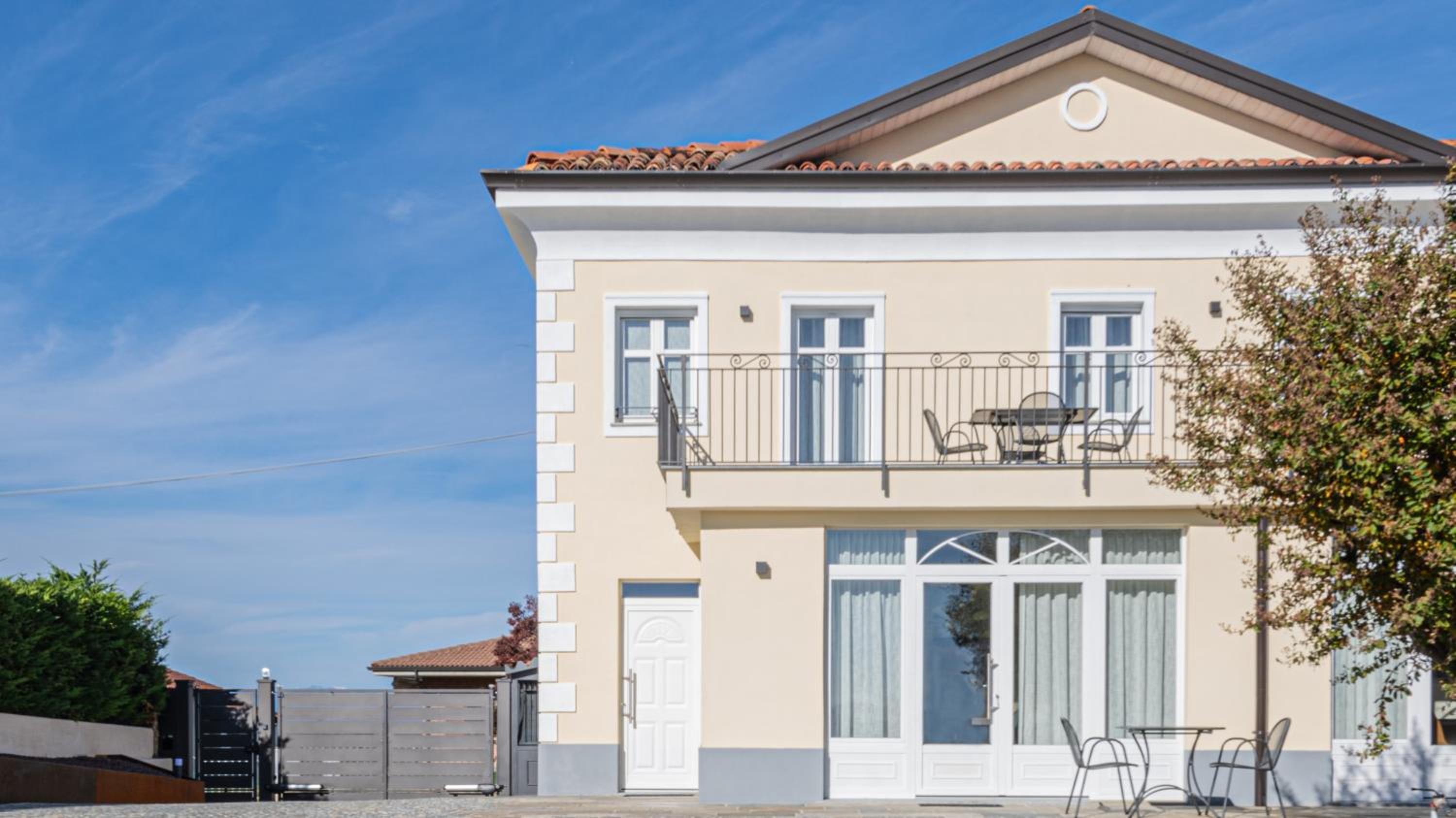 Villa Lucrezia - Appartamenti vista Langhe -