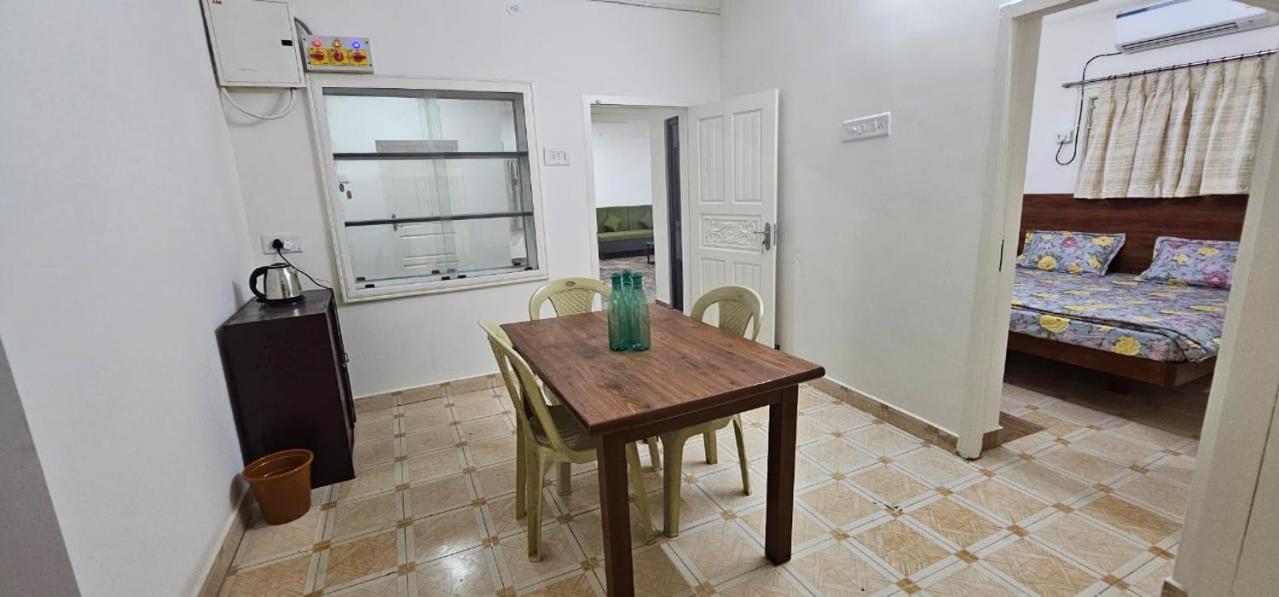 HOMESTAY - AC 3 BHK NEAR AlRPORT view 3