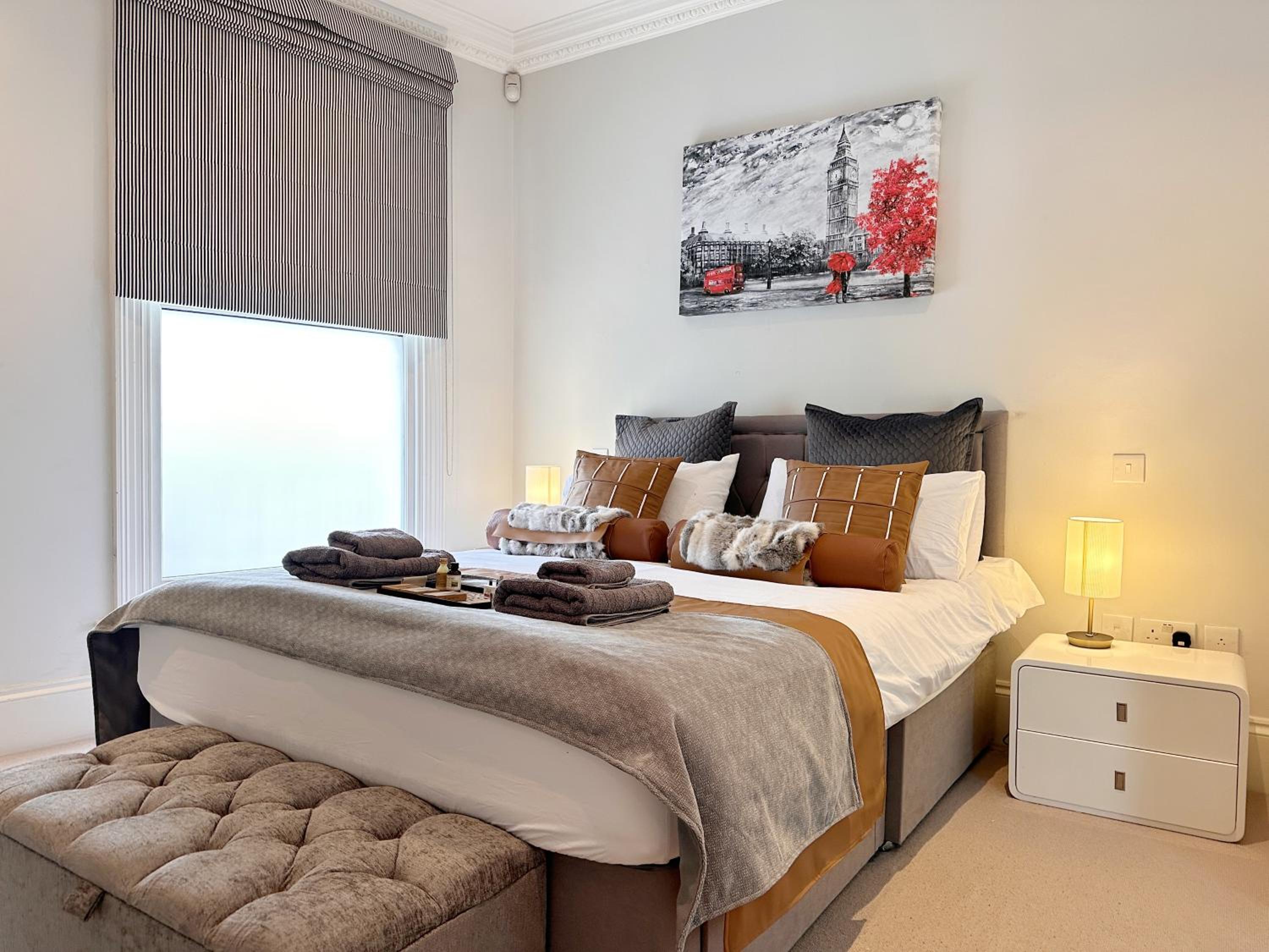 Spacious and cosy 3BRs 5F House in Heart of London