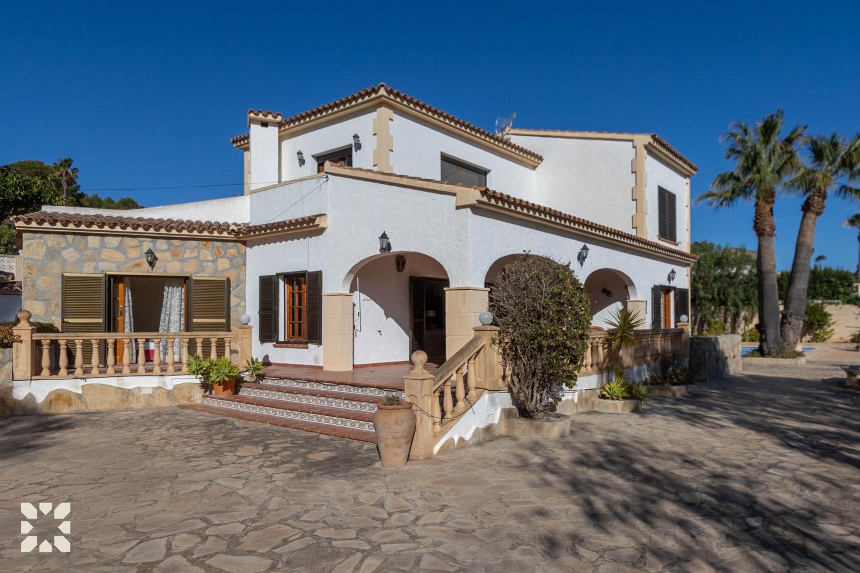 Villa Alosa by Abahana Villas