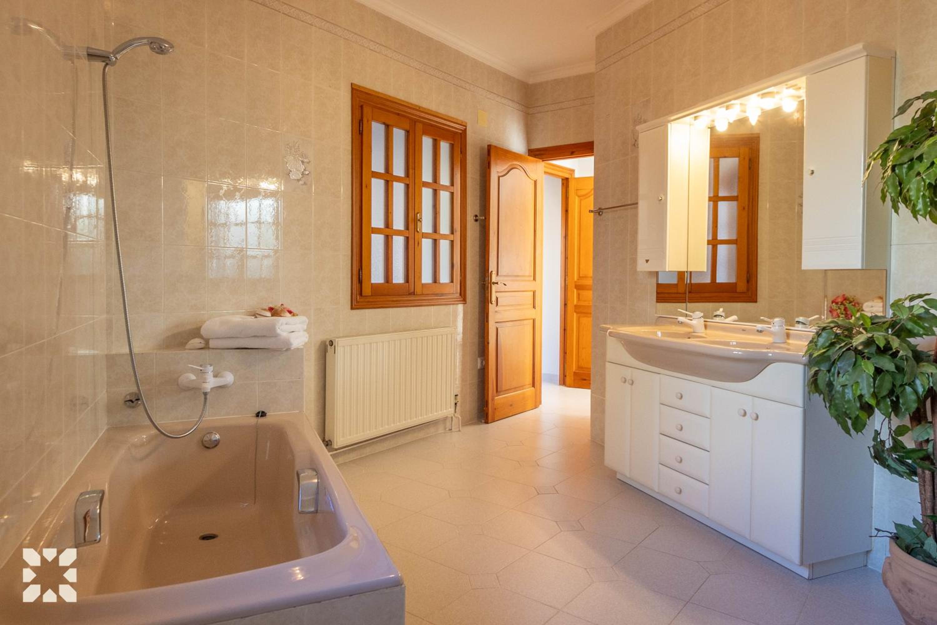 Villa Alosa by Abahana Villas