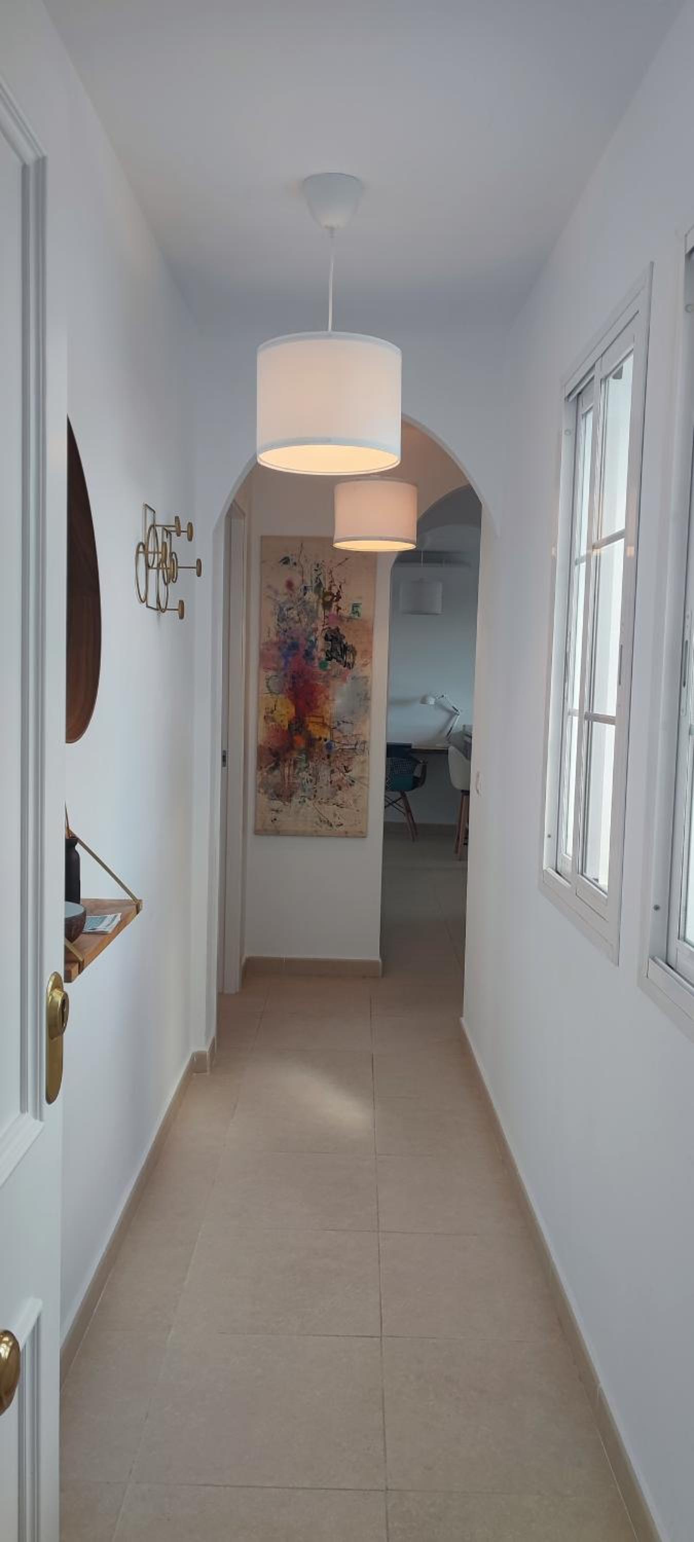 Casa Lidia, bonito y cómodo ático con rooftop privado, impresionantes vistas mar, montaña y jacuzzi