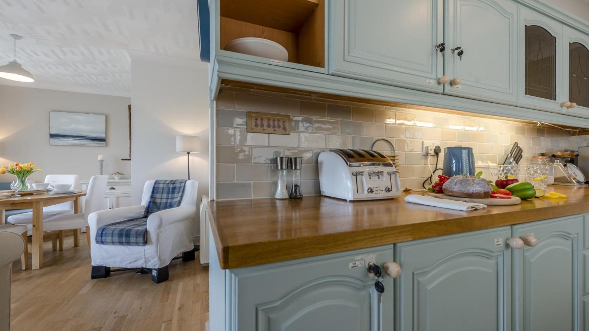 2 Bed in Bishopston oc-h28996