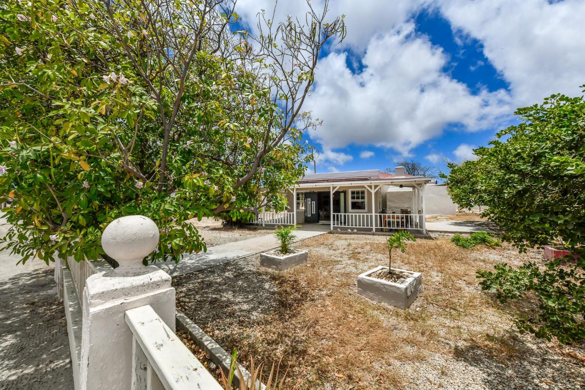 Nos Casita - 5 min walk to the beach