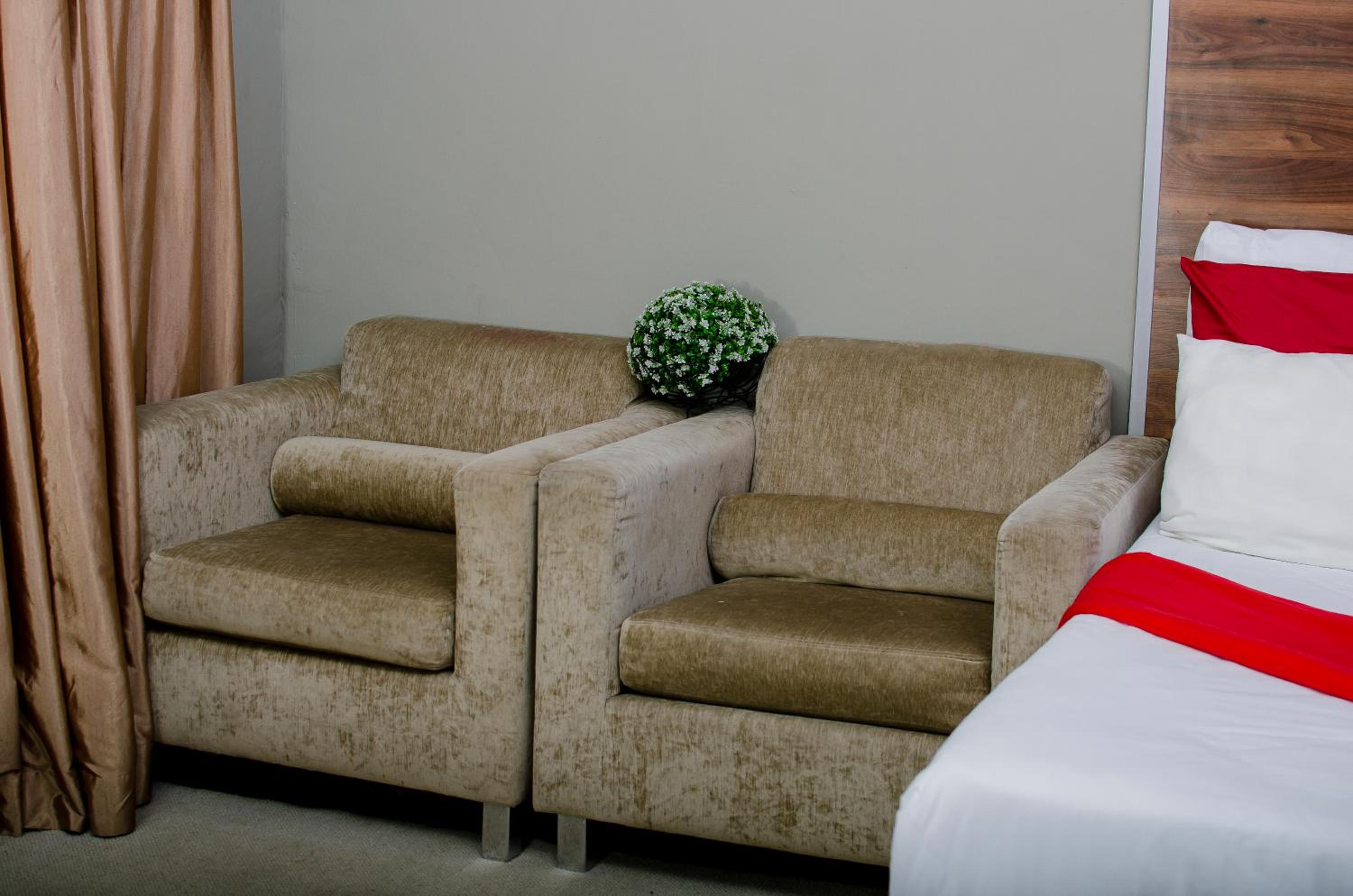 Adiel Guesthouse