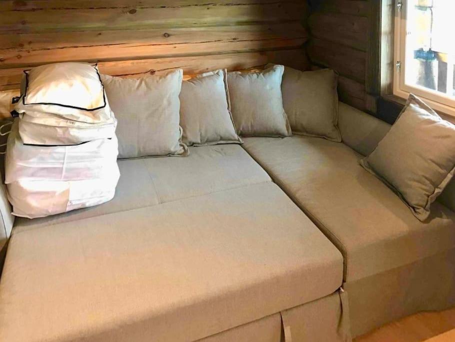 New log cabin with sauna, waxing shed & bench at Sjusjøen
