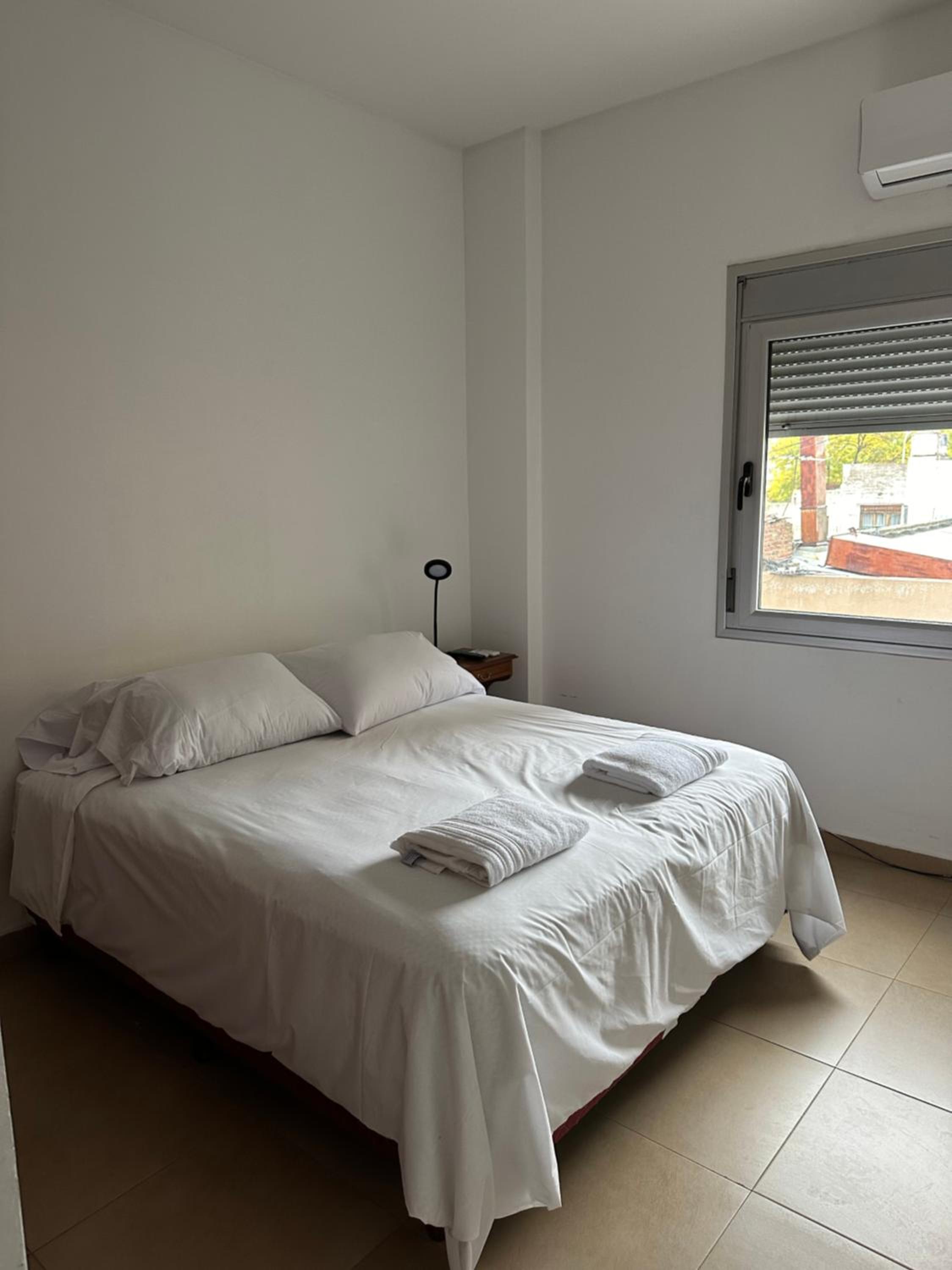 Departamento en Sarmiento y Av.Alem