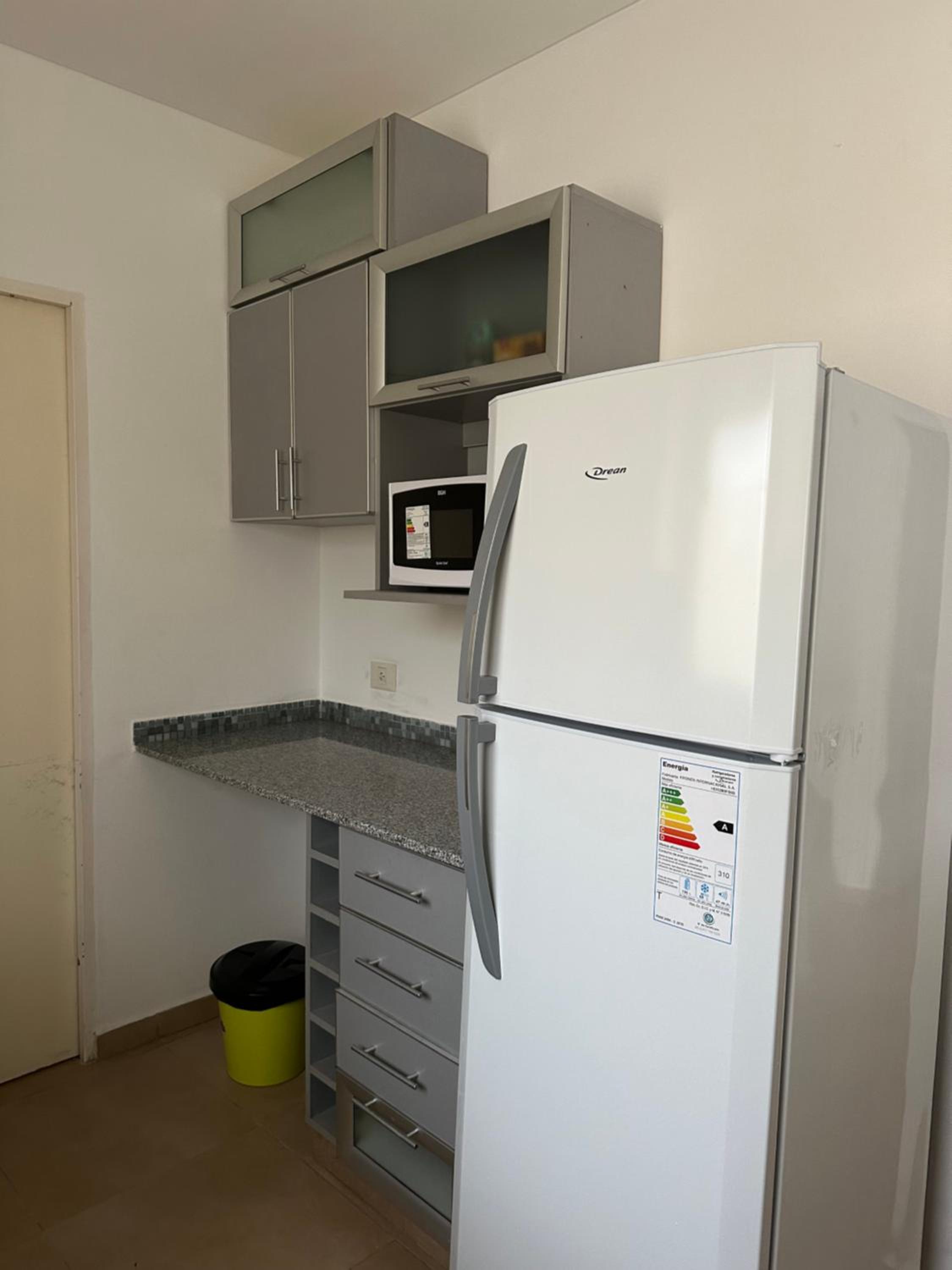 Departamento en Sarmiento y Av.Alem