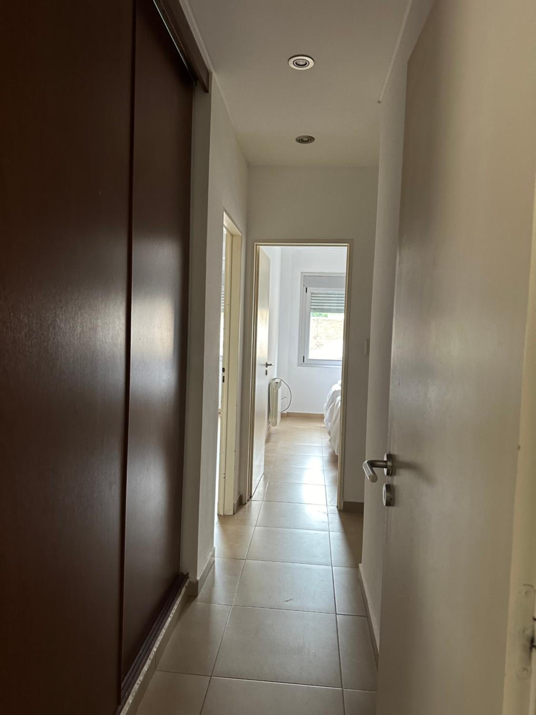 Departamento en Sarmiento y Av.Alem