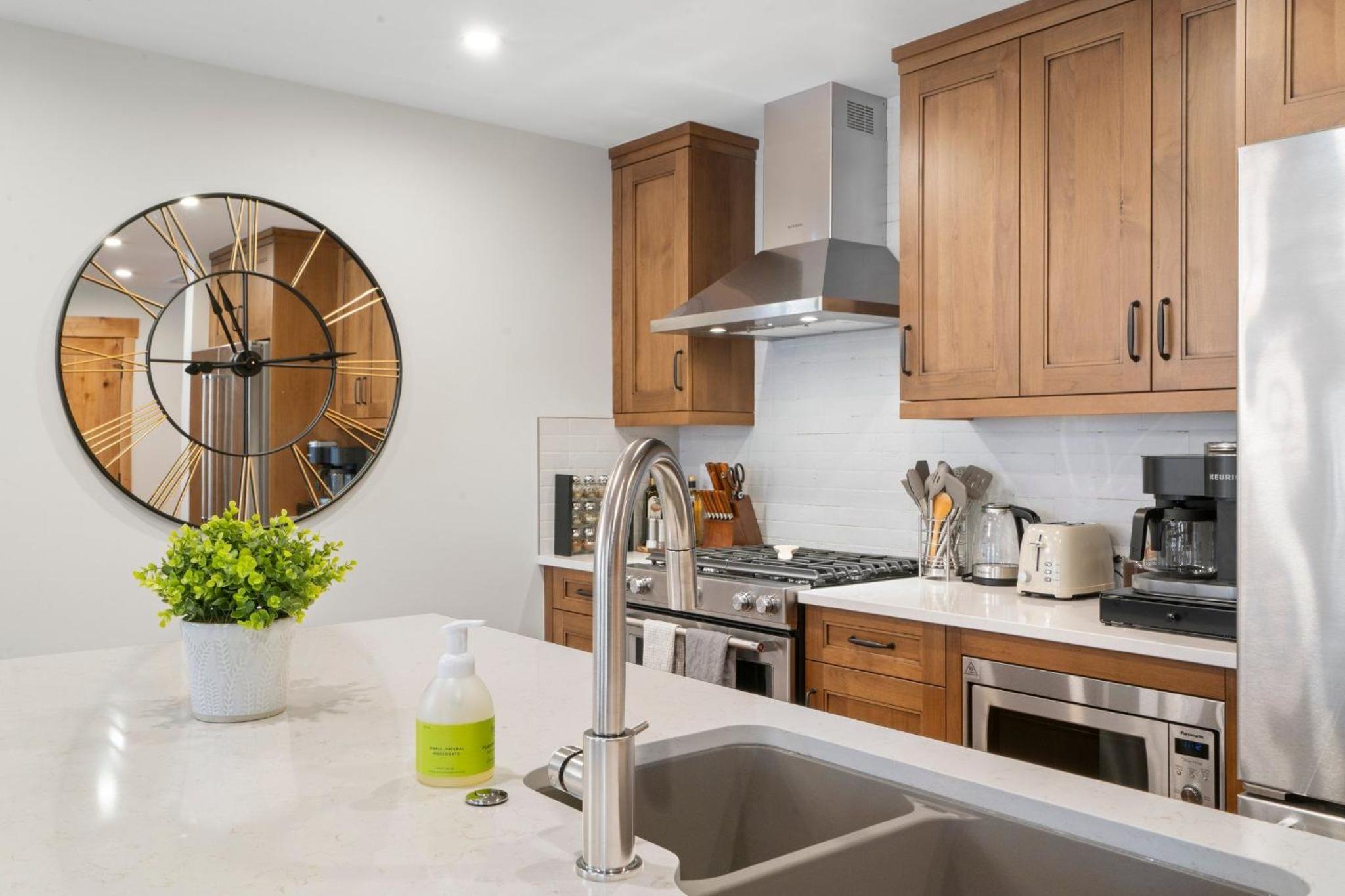 Timberstone Condo by Canadian Rockies Vacation Rentals