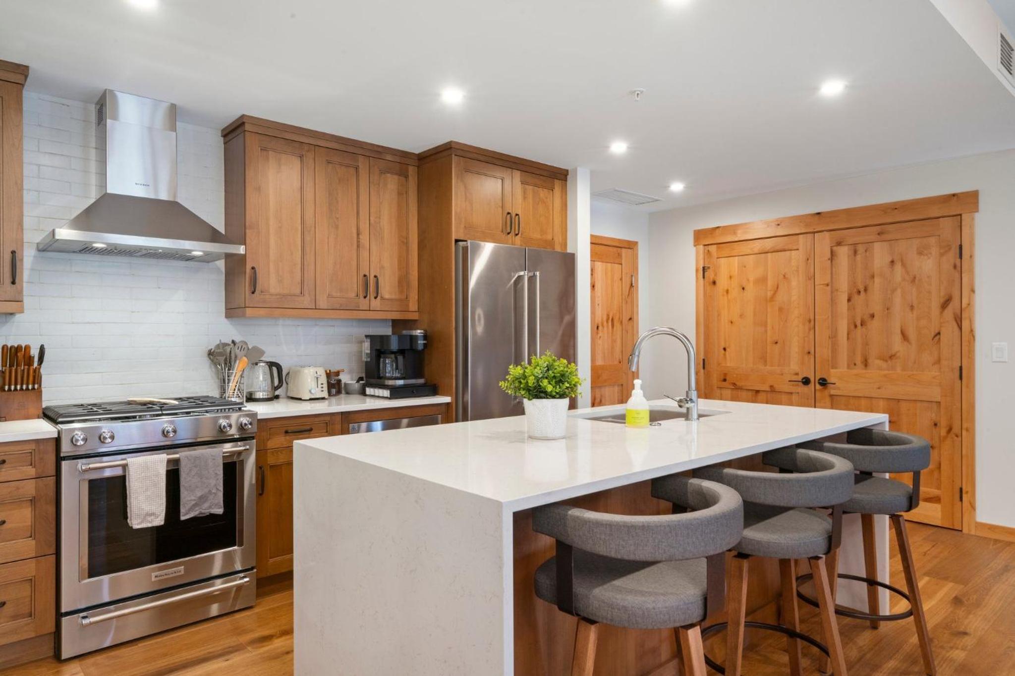 Timberstone Condo by Canadian Rockies Vacation Rentals