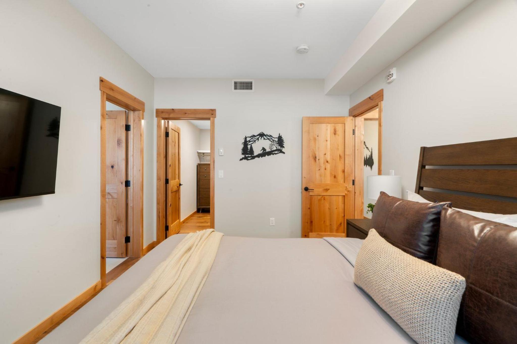 Timberstone Condo by Canadian Rockies Vacation Rentals