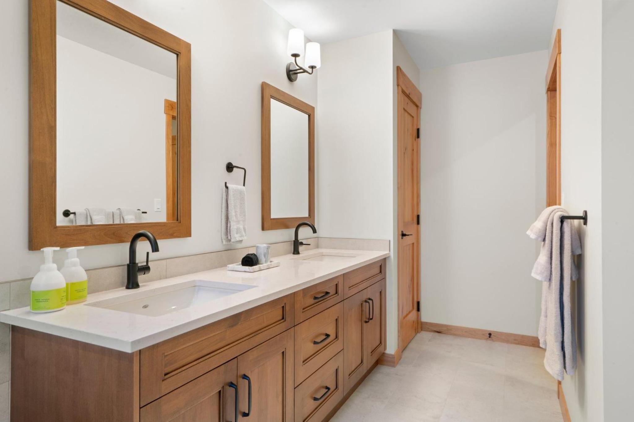 Timberstone Condo by Canadian Rockies Vacation Rentals
