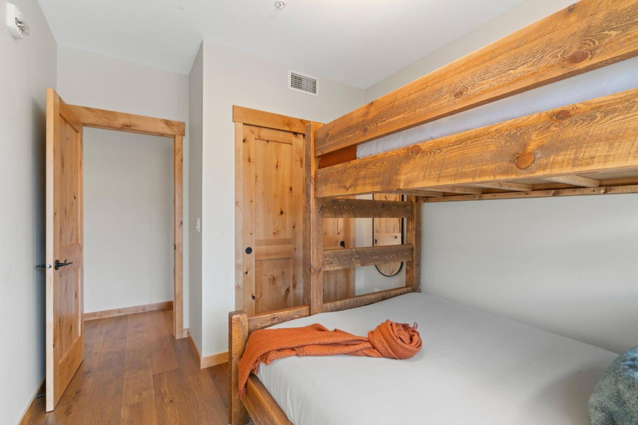 Timberstone Condo by Canadian Rockies Vacation Rentals