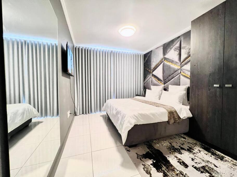 Cozy 2 bedroom apartment Sandton