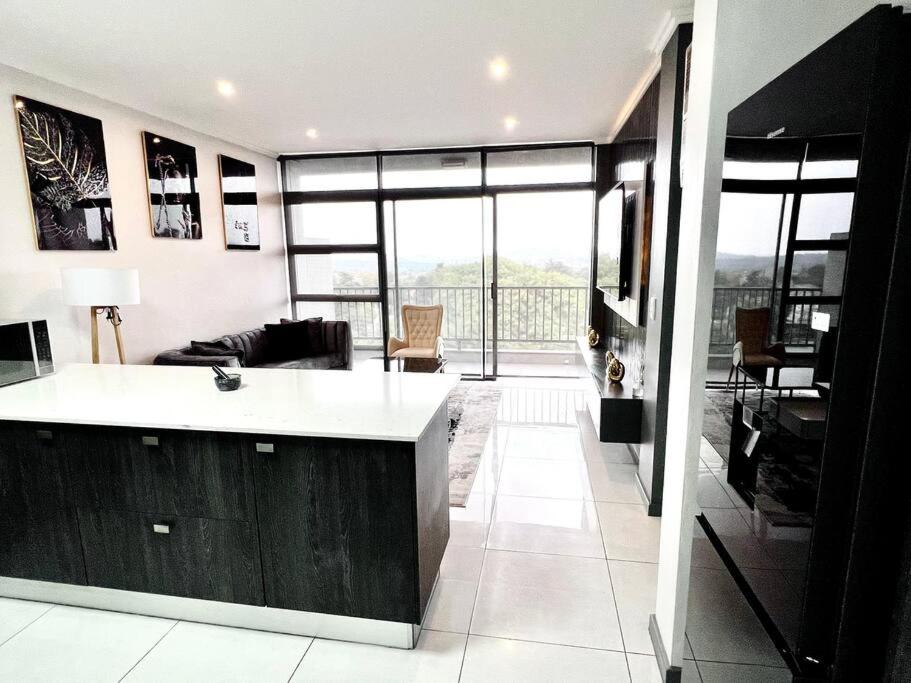 Cozy 2 bedroom apartment Sandton