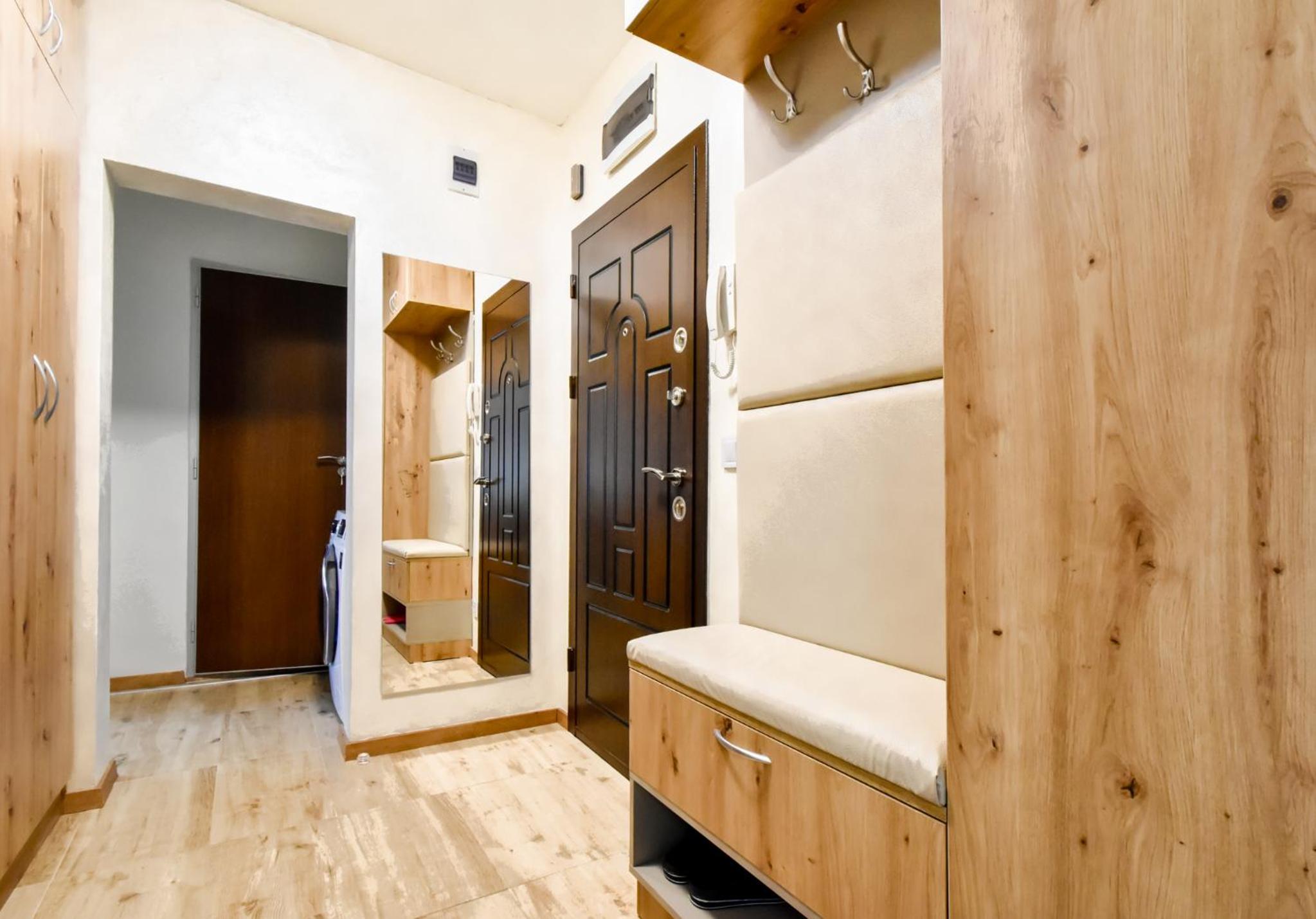 Doynov's Apartment