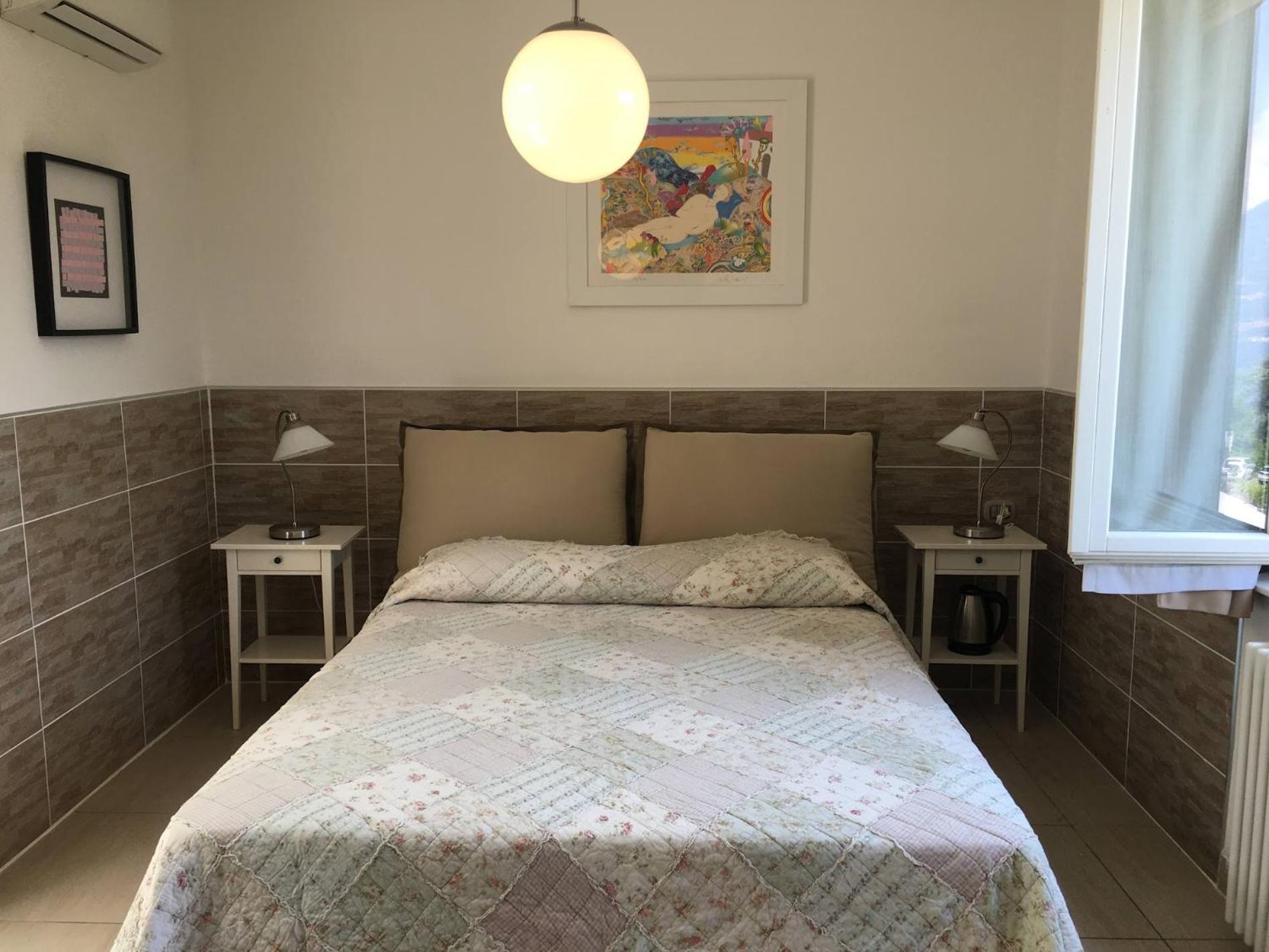 Casa completa perto da praia, 5 hóspedes, churrasqueira