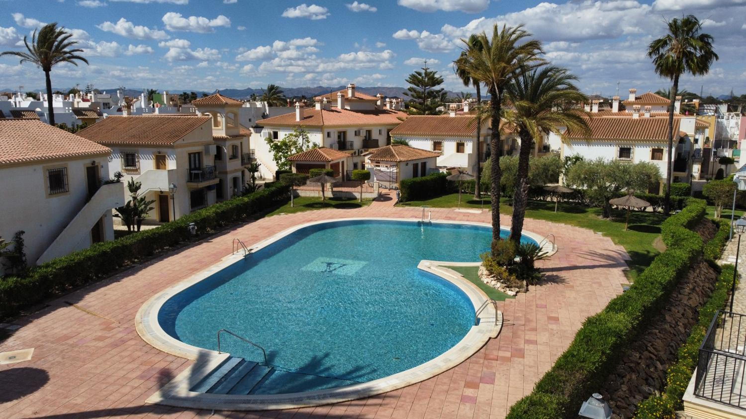 Very Very Vera Beach - Freshly Renovated view 5