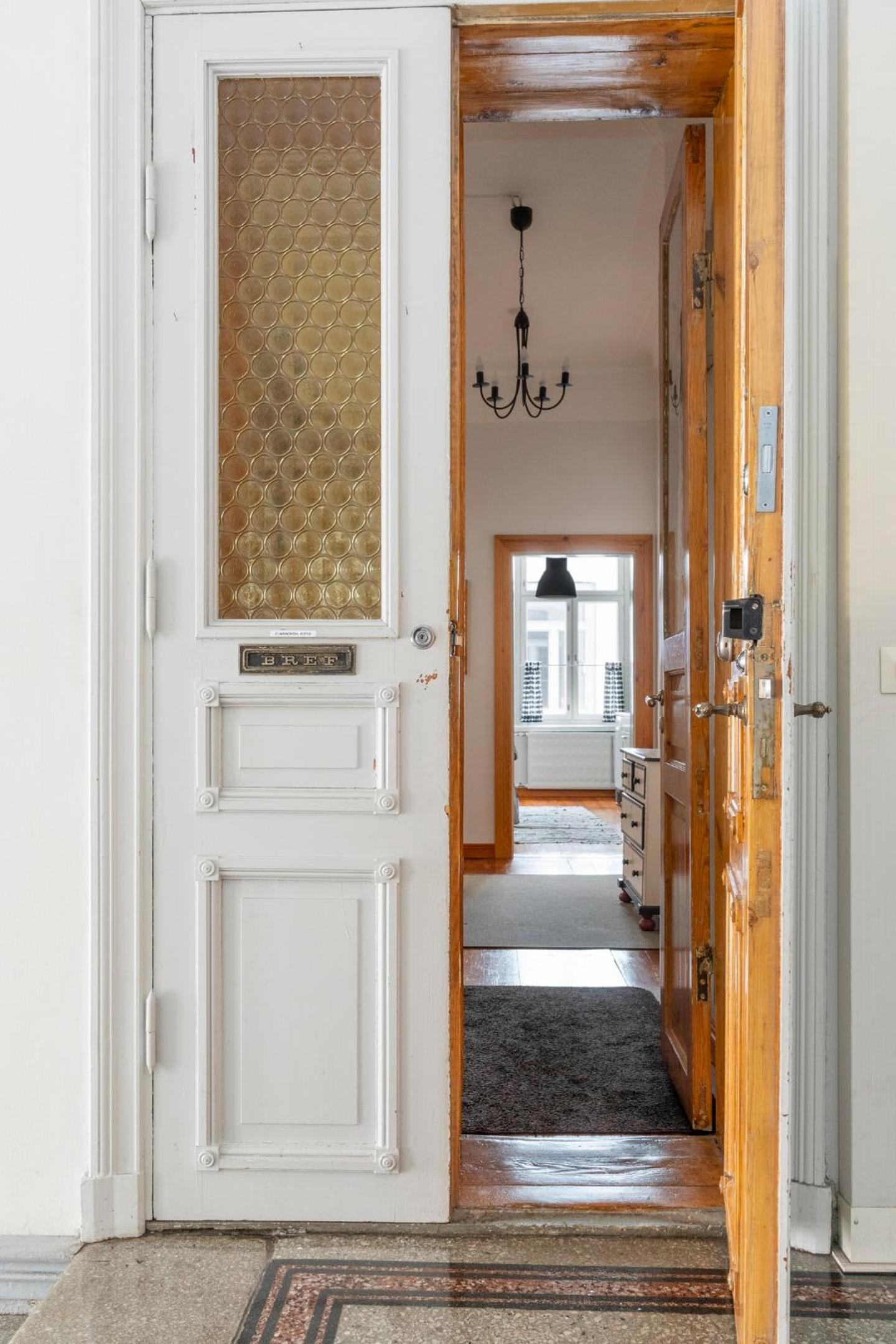 Charming Flat in Design District