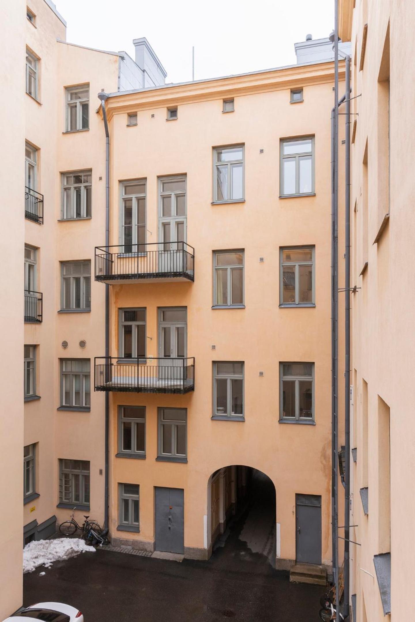 Charming Flat in Design District