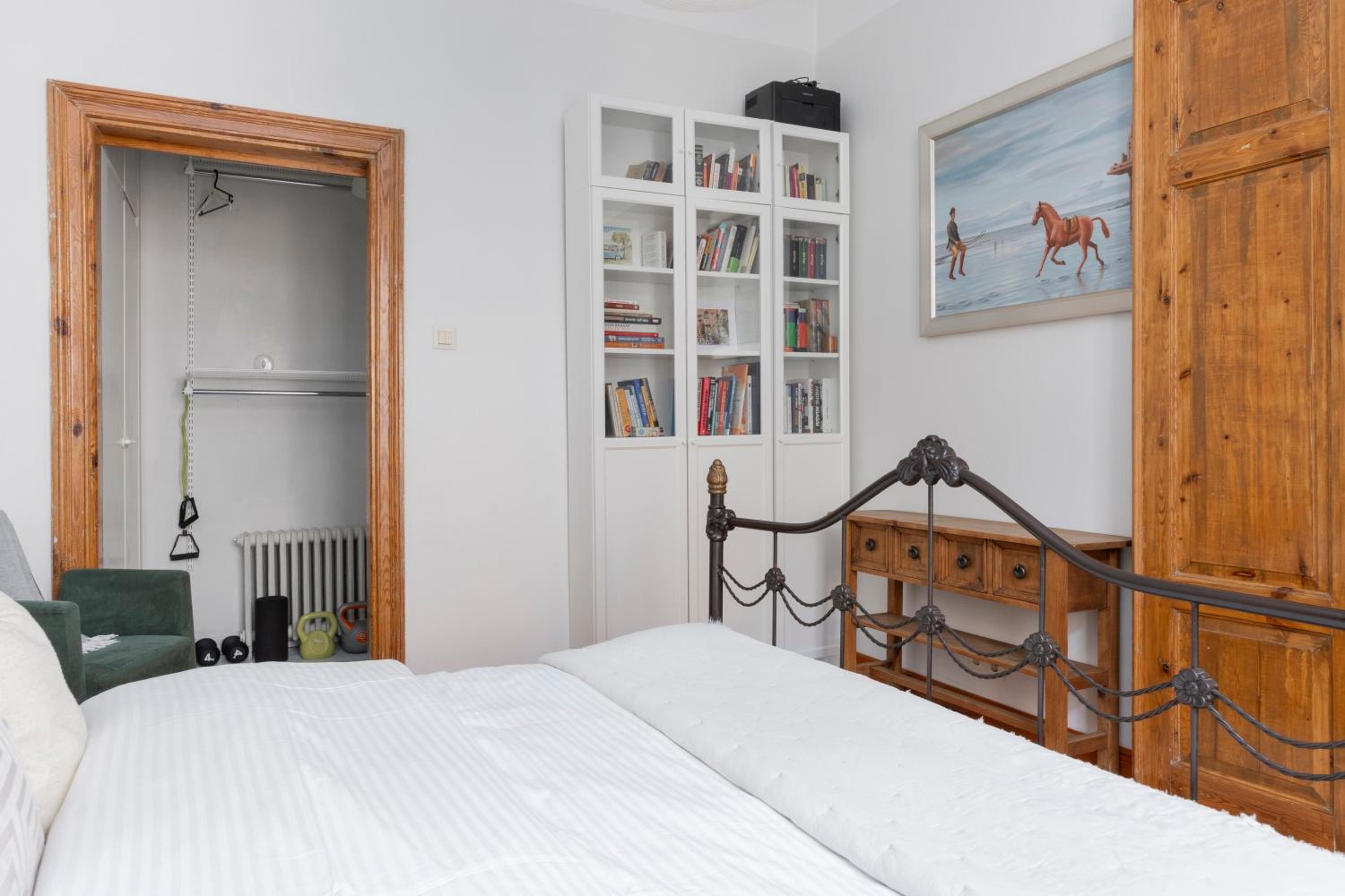 Charming Flat in Design District