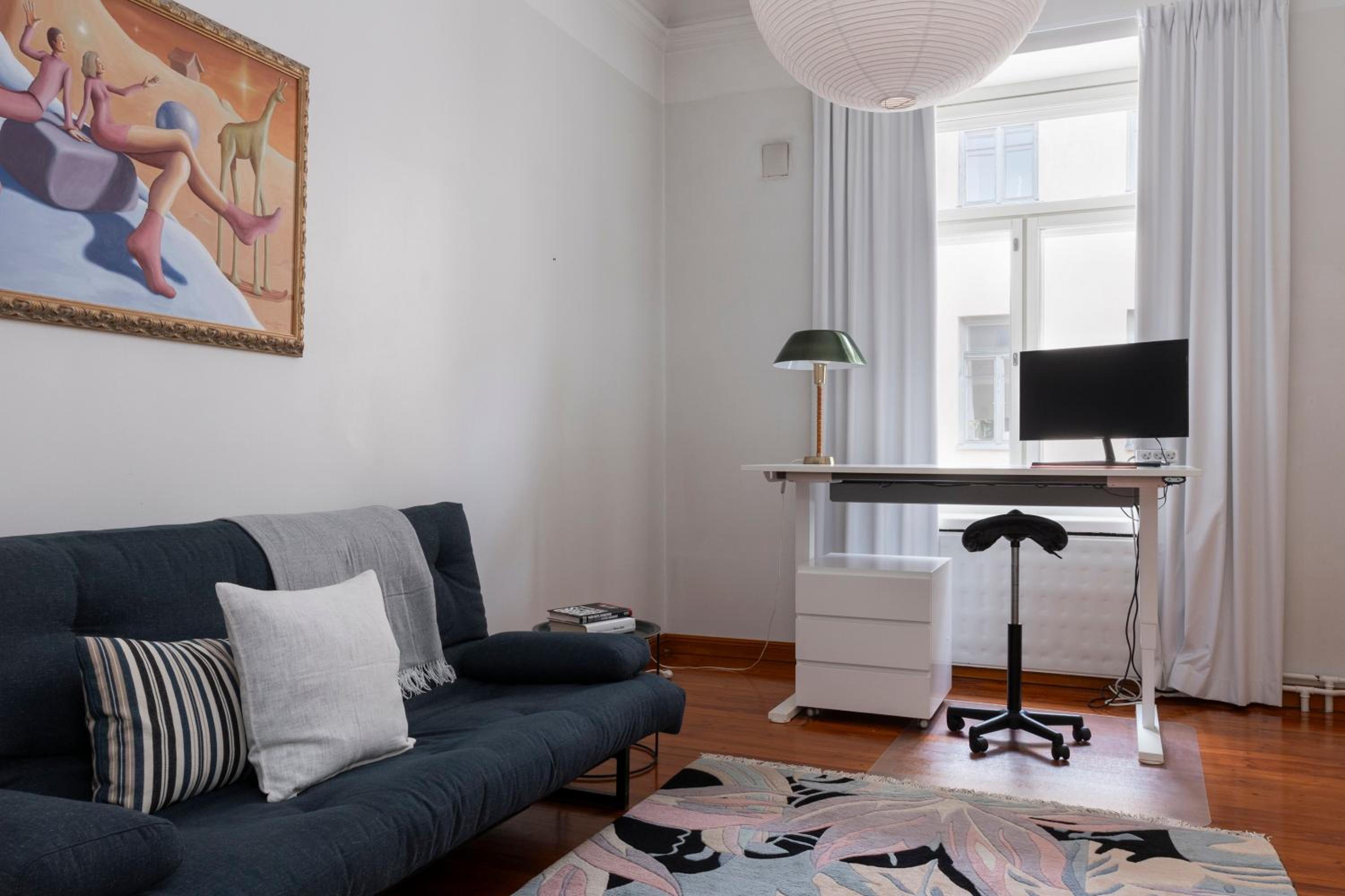 Charming Flat in Design District