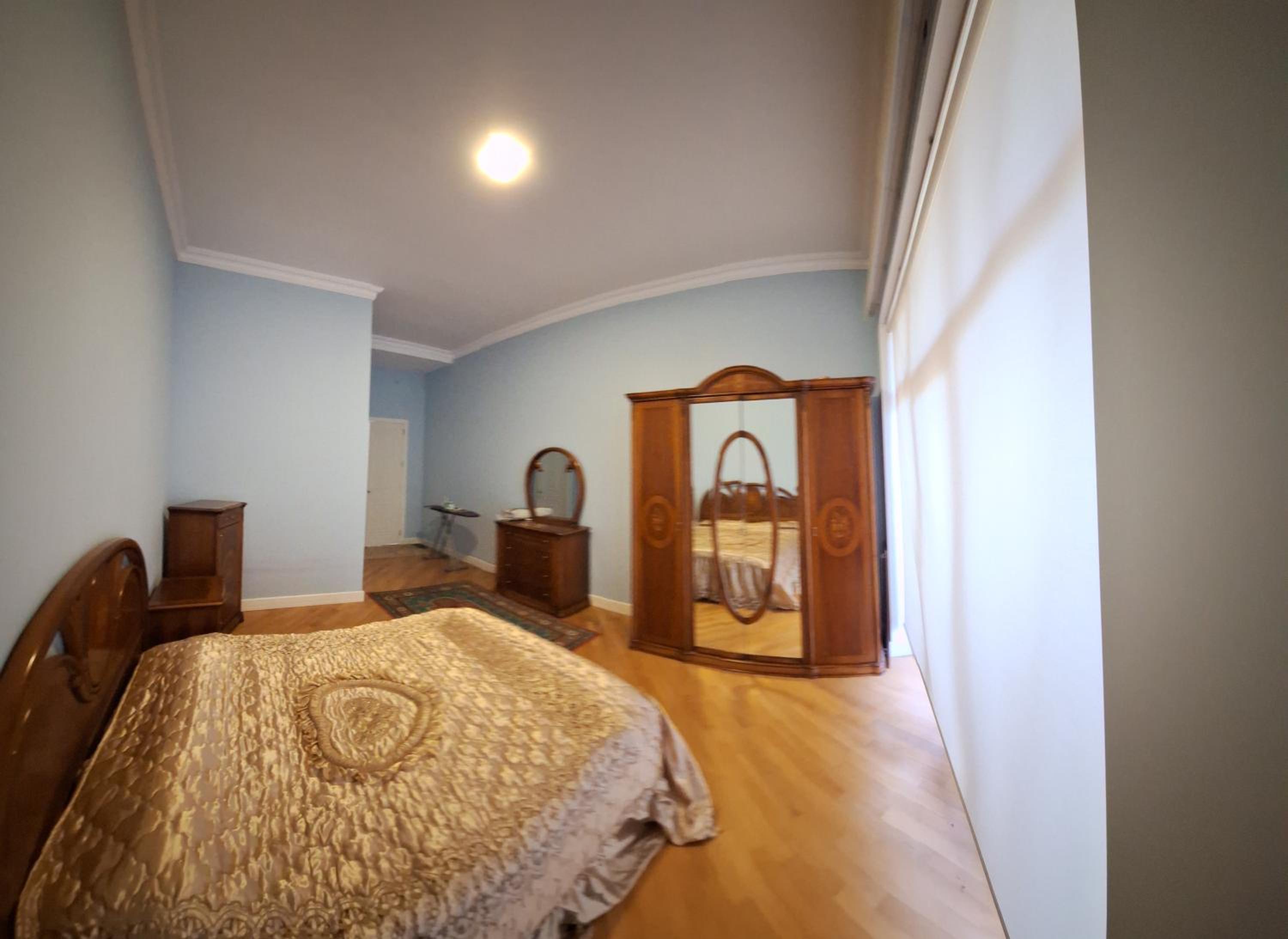 Elen's house