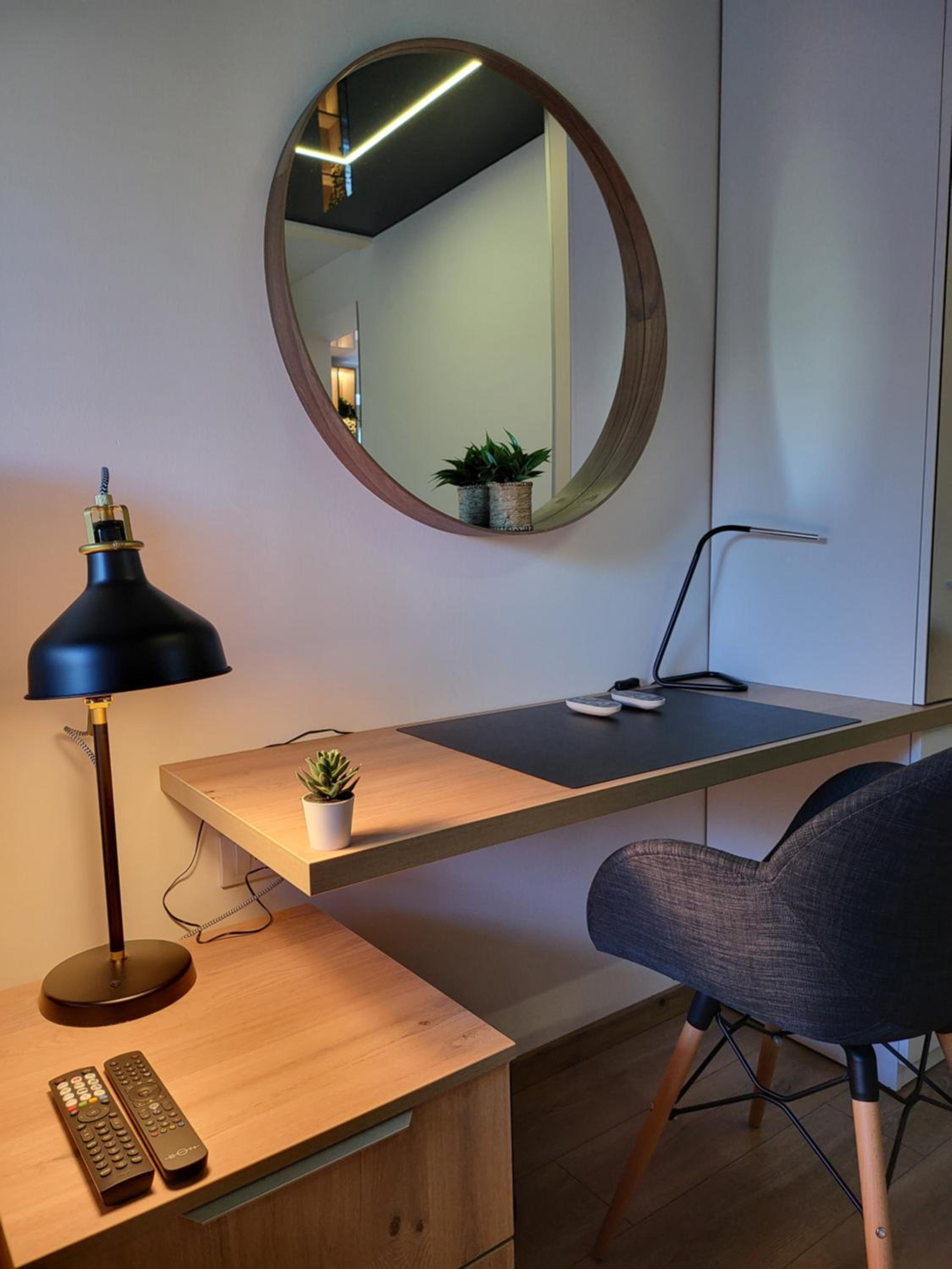 Luxury Central Square Apartment 2214 view 3
