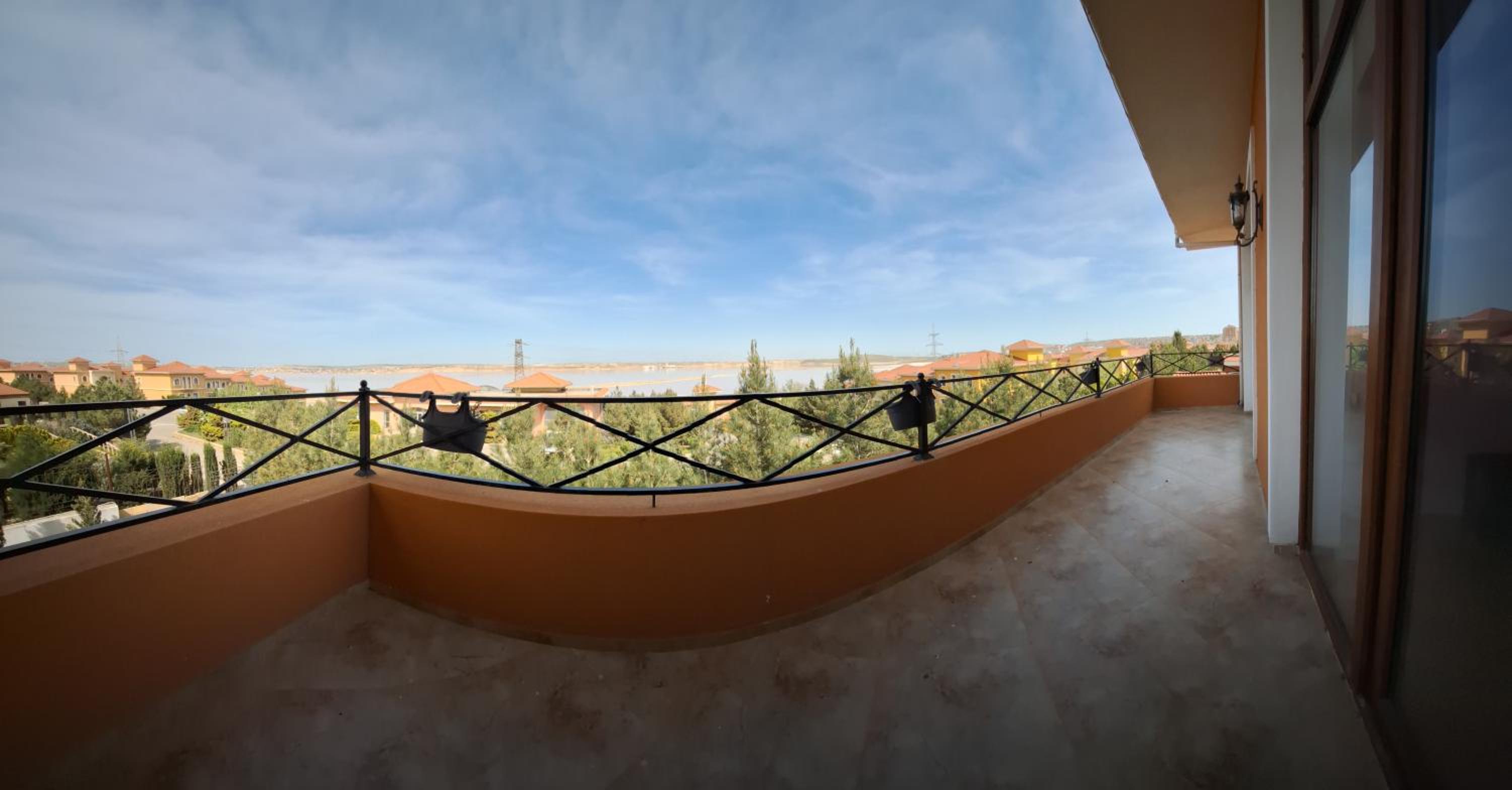 Elen's house