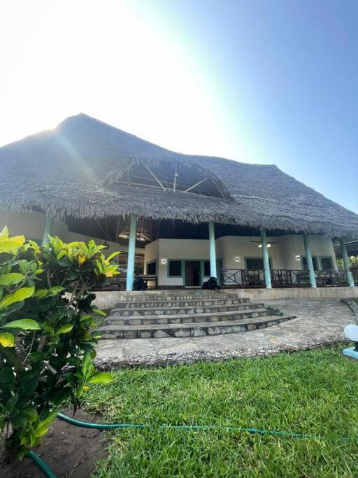Maridadi Luxury Villa-Malindi