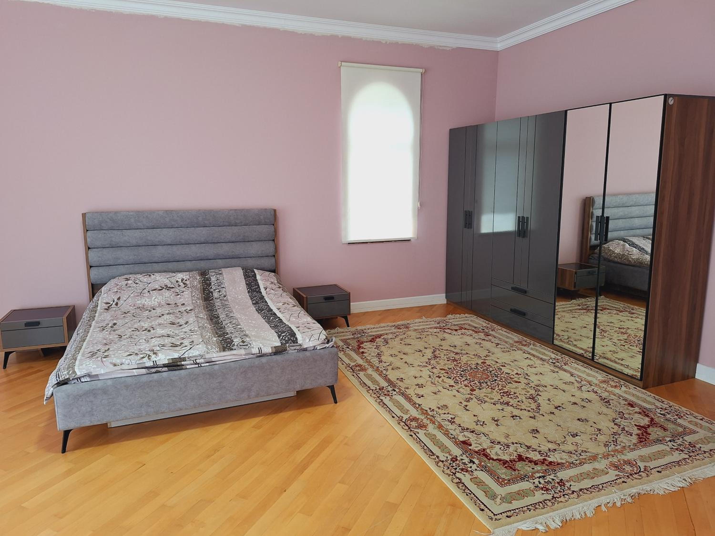 Elen's house