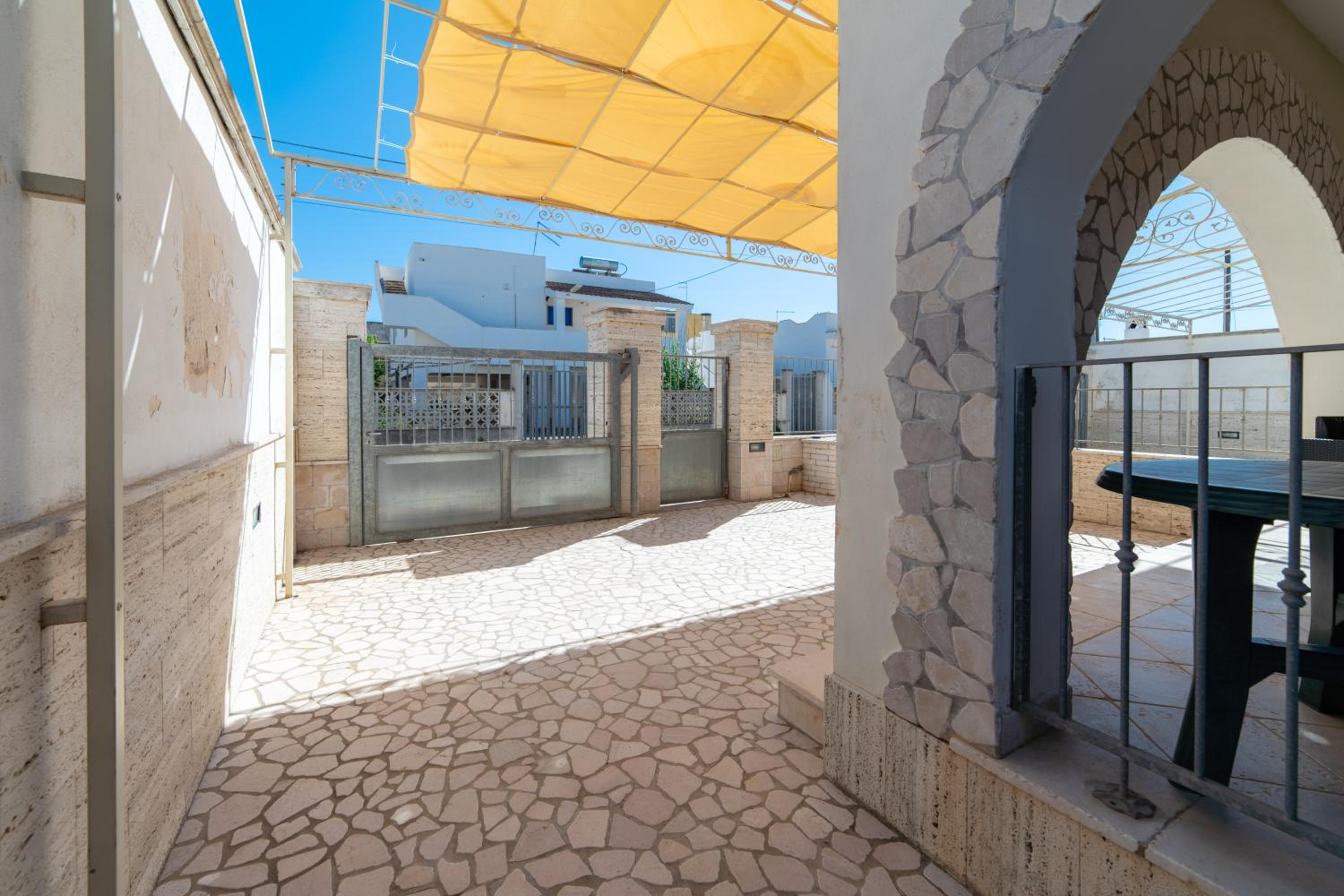 dafne house view 4