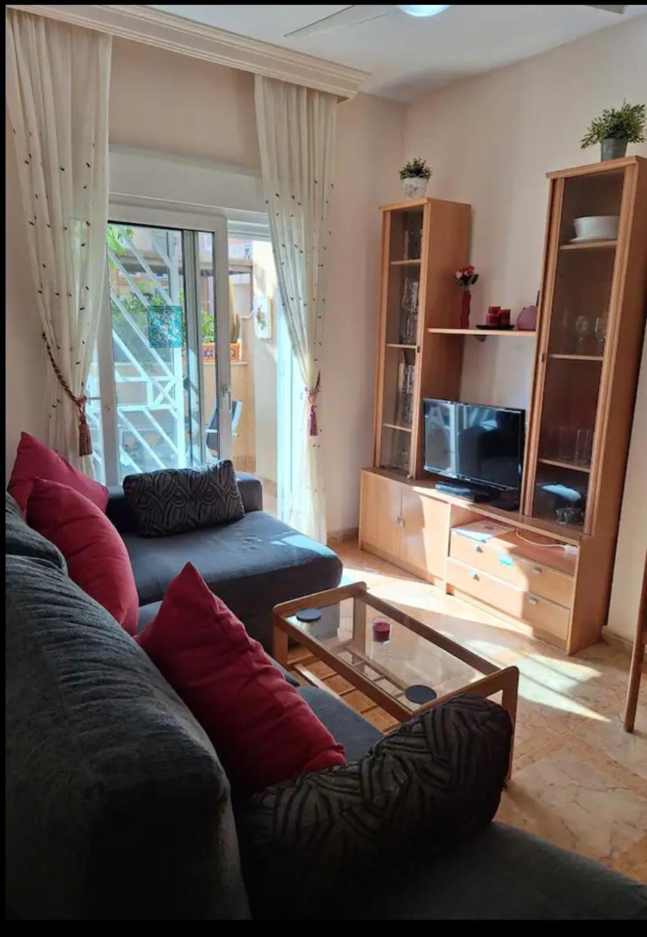 Lo Pagán 2 bed 2 bath apartment view 4