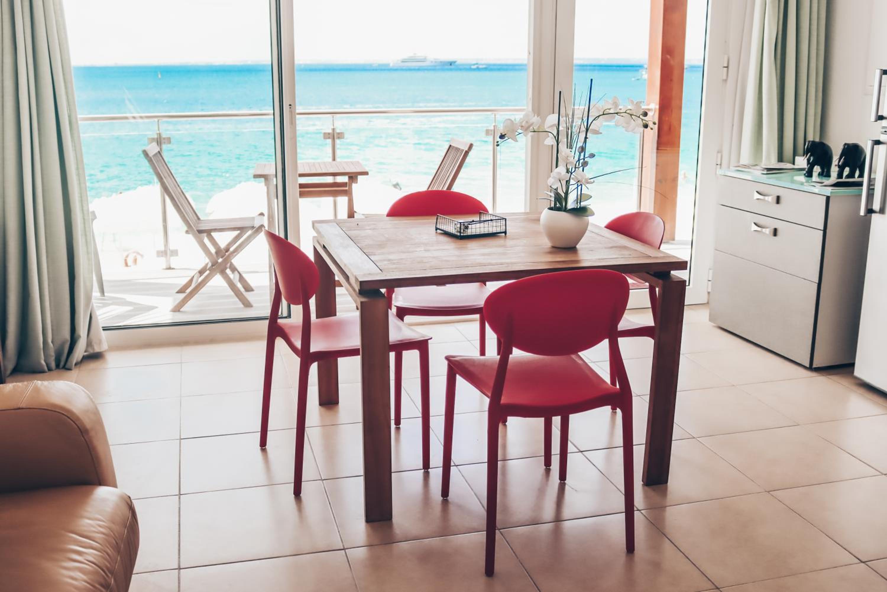 Joliebeachsxm