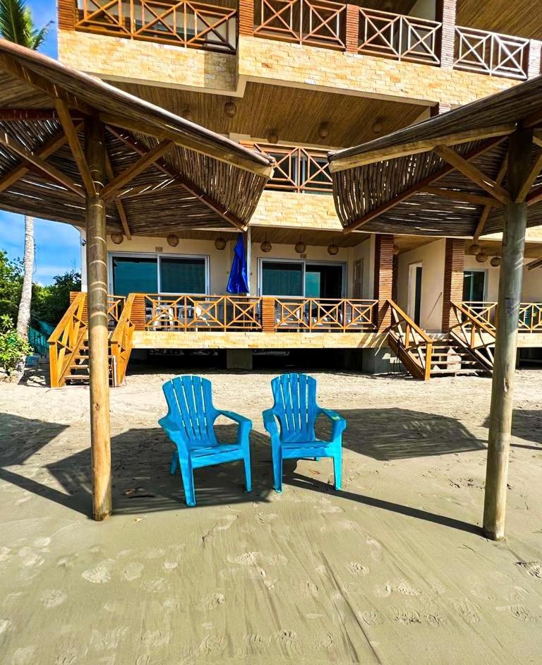 APARTASUITE A UN PASO DEL MAR