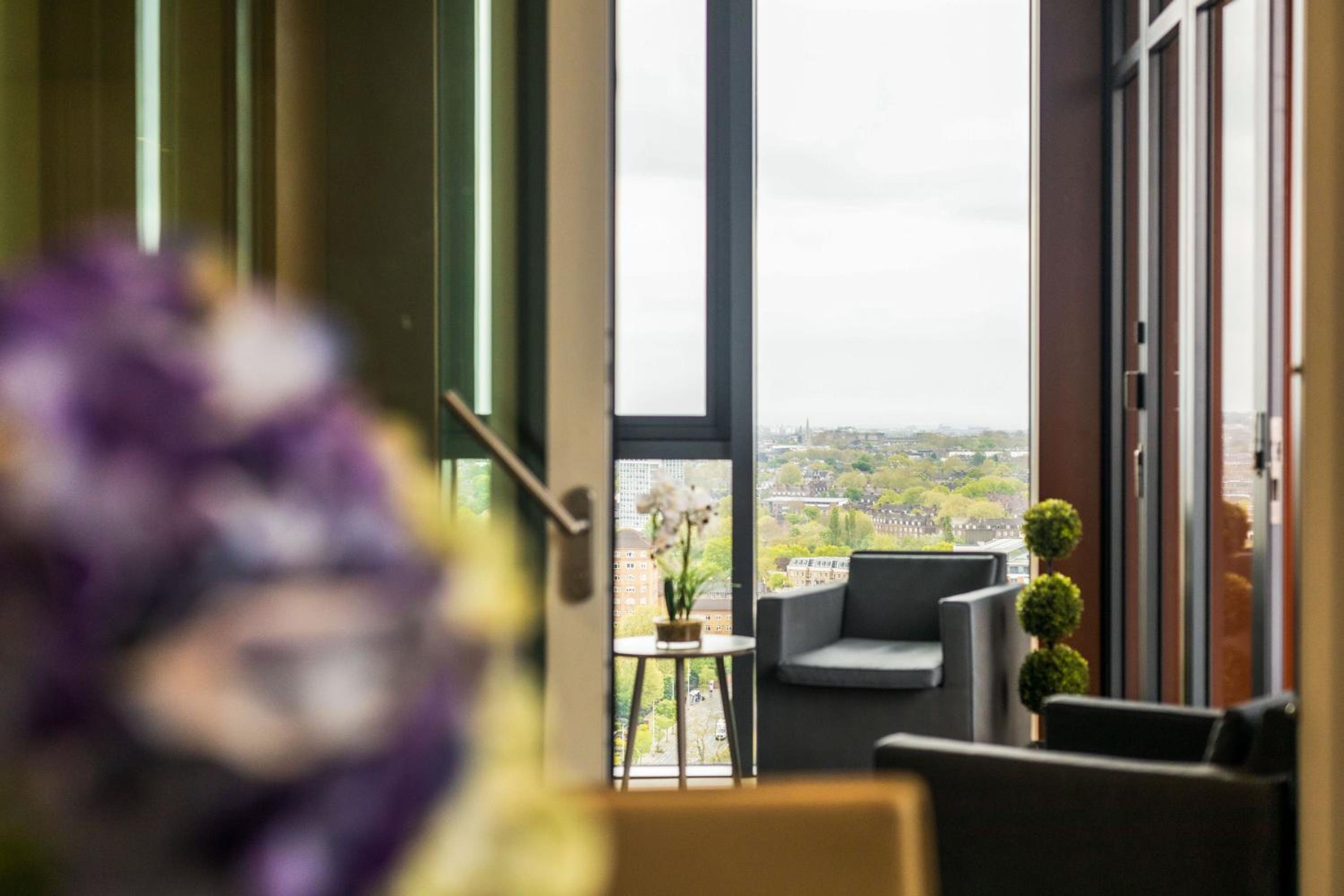 Stunning 360º View Luxurious Penthouse