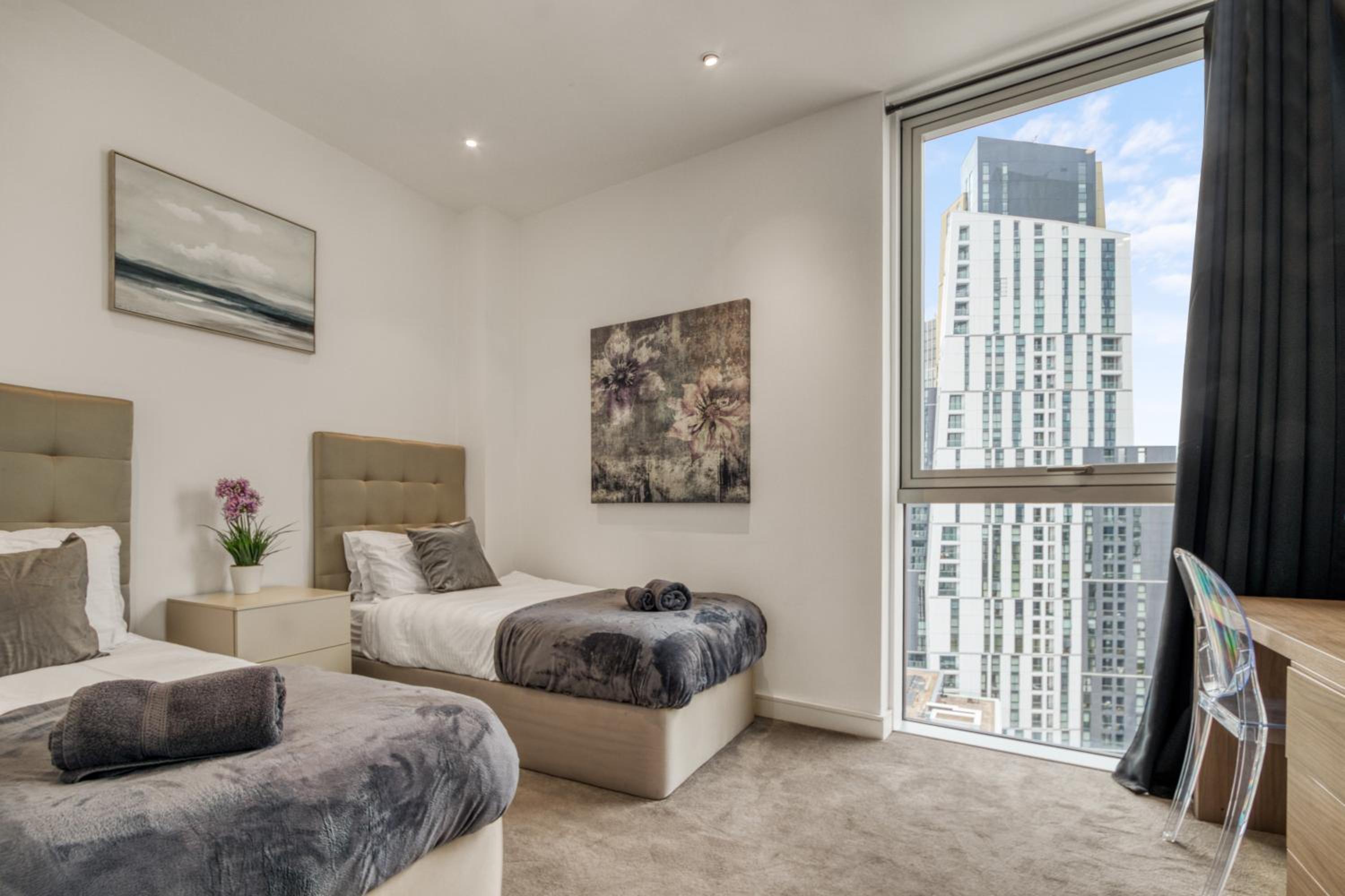 Stunning 360º View Luxurious Penthouse