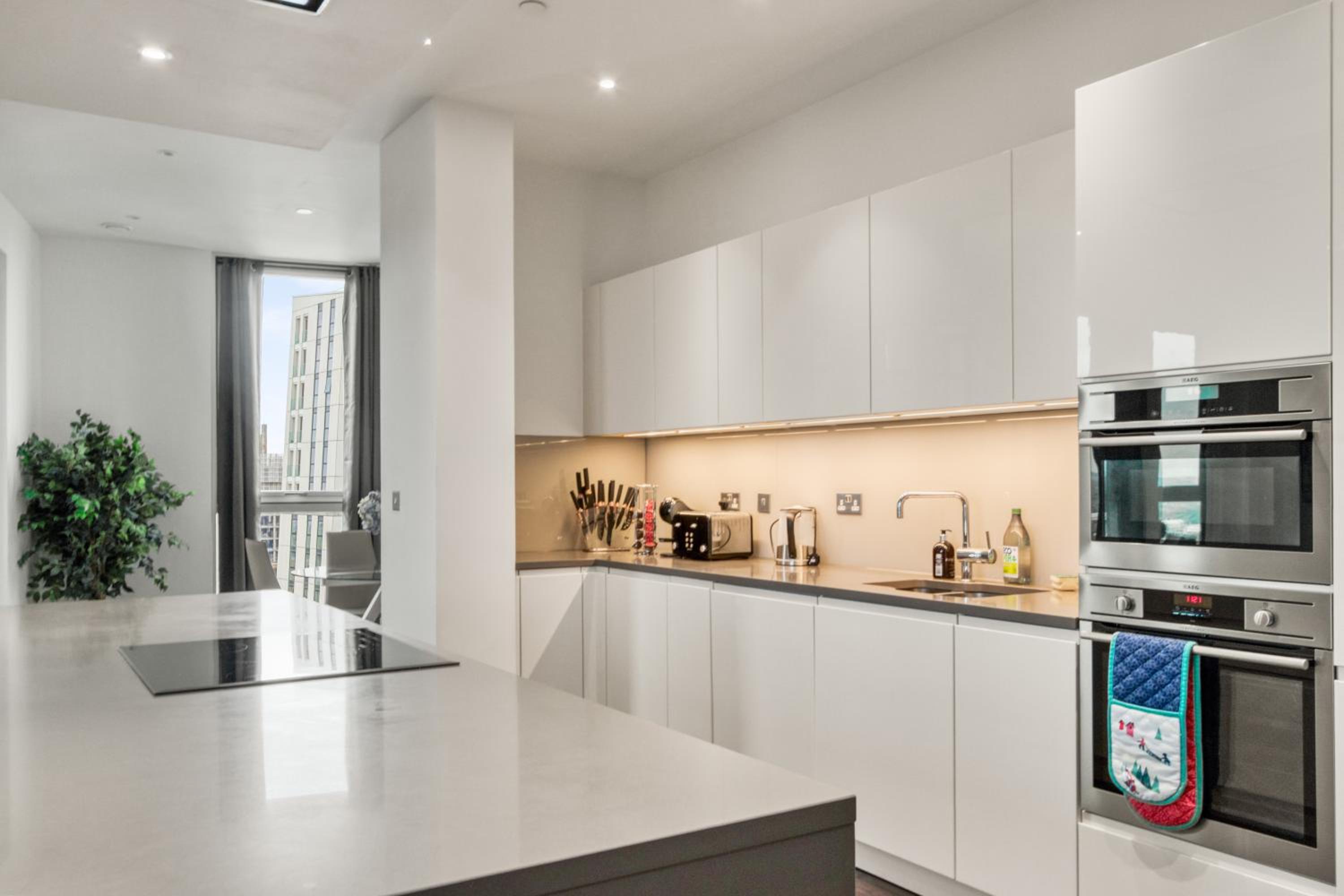 Stunning 360º View Luxurious Penthouse
