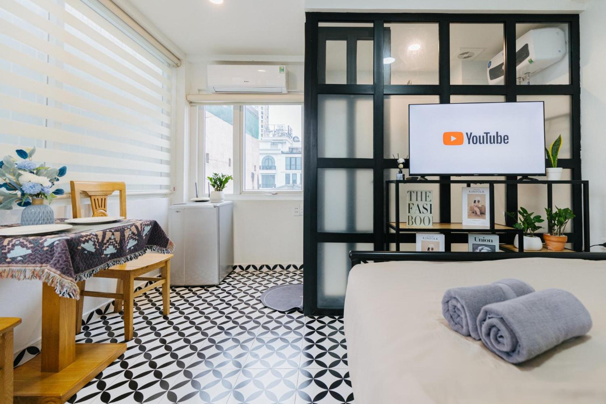 COSY HOUSE - CENTER'S TAY HO - CLOSE THE LAKE