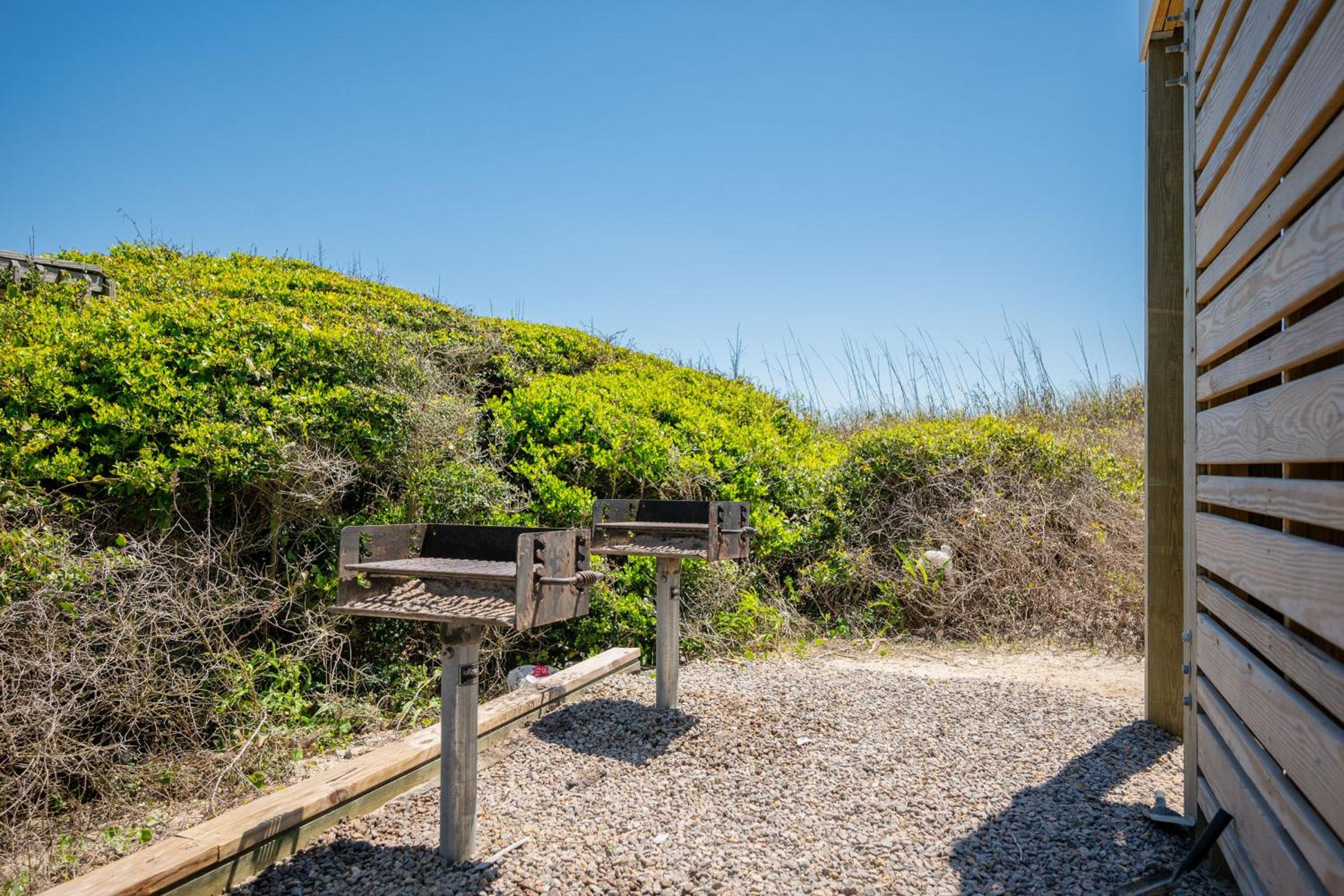Sea-Batical by Oak Island Accommodations view 2