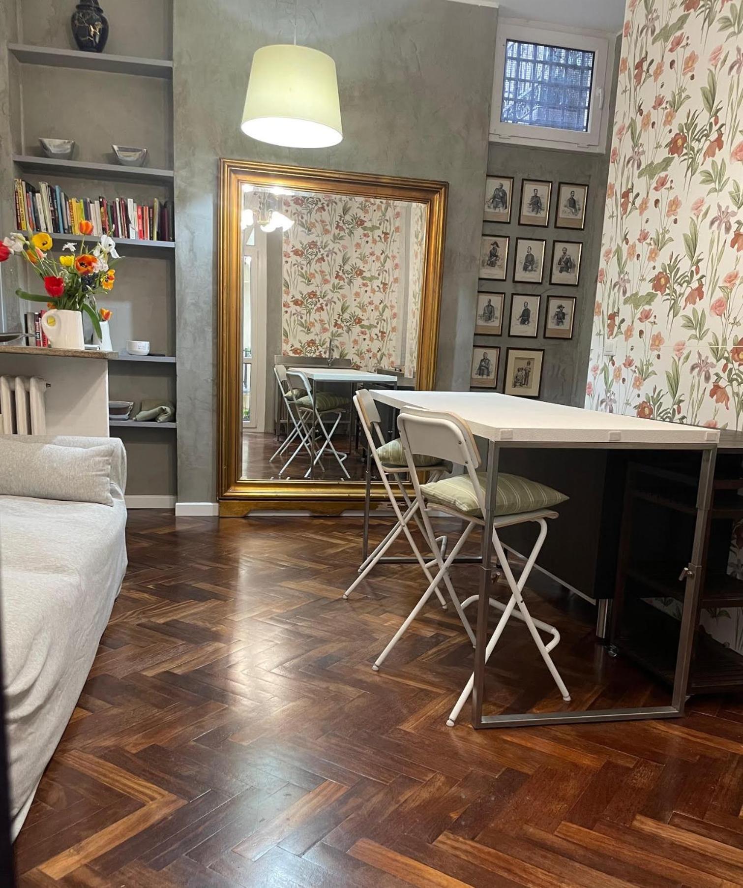 Milano Central Apartment